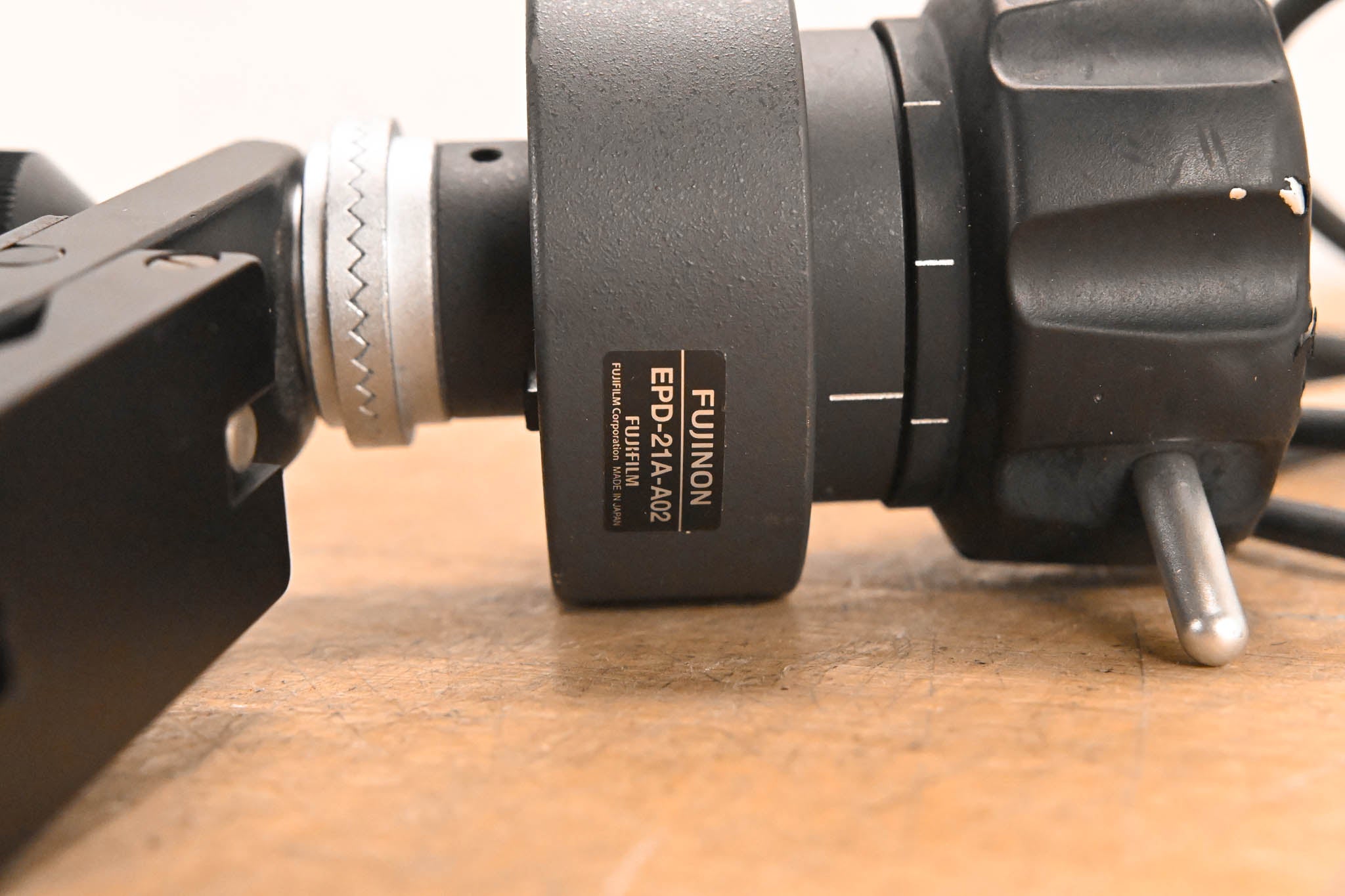 Fujinon EPD-21A-A02 Focus Demand with MCA-7 Mounting Clamp