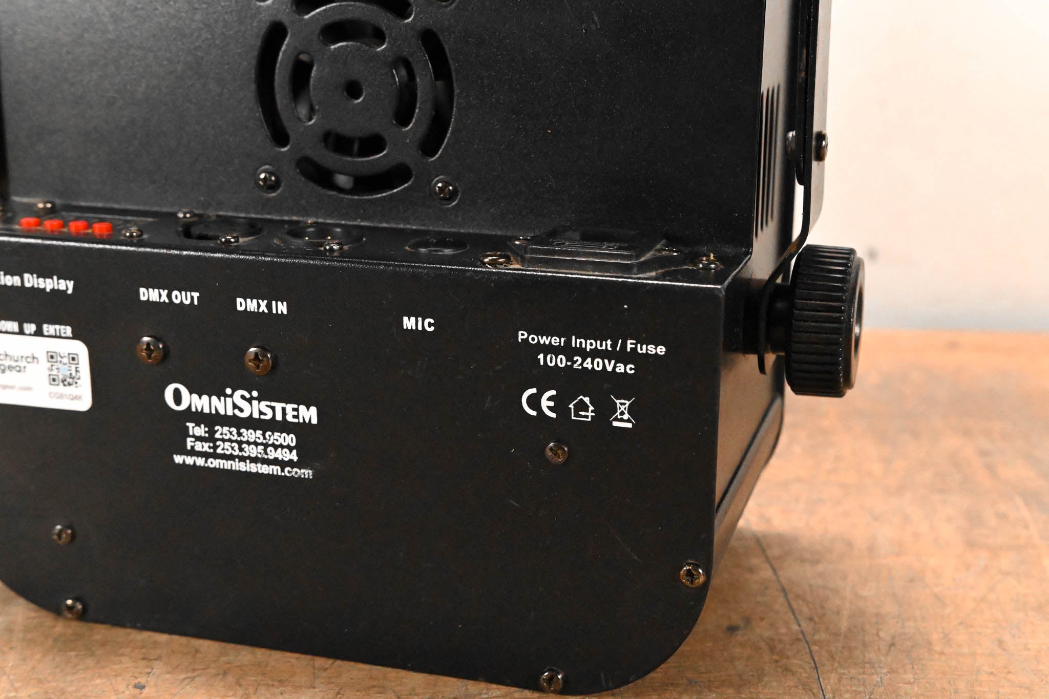OmniSistem Thin Par Plus RGBW 6 x 10W RGBA Par Can Light