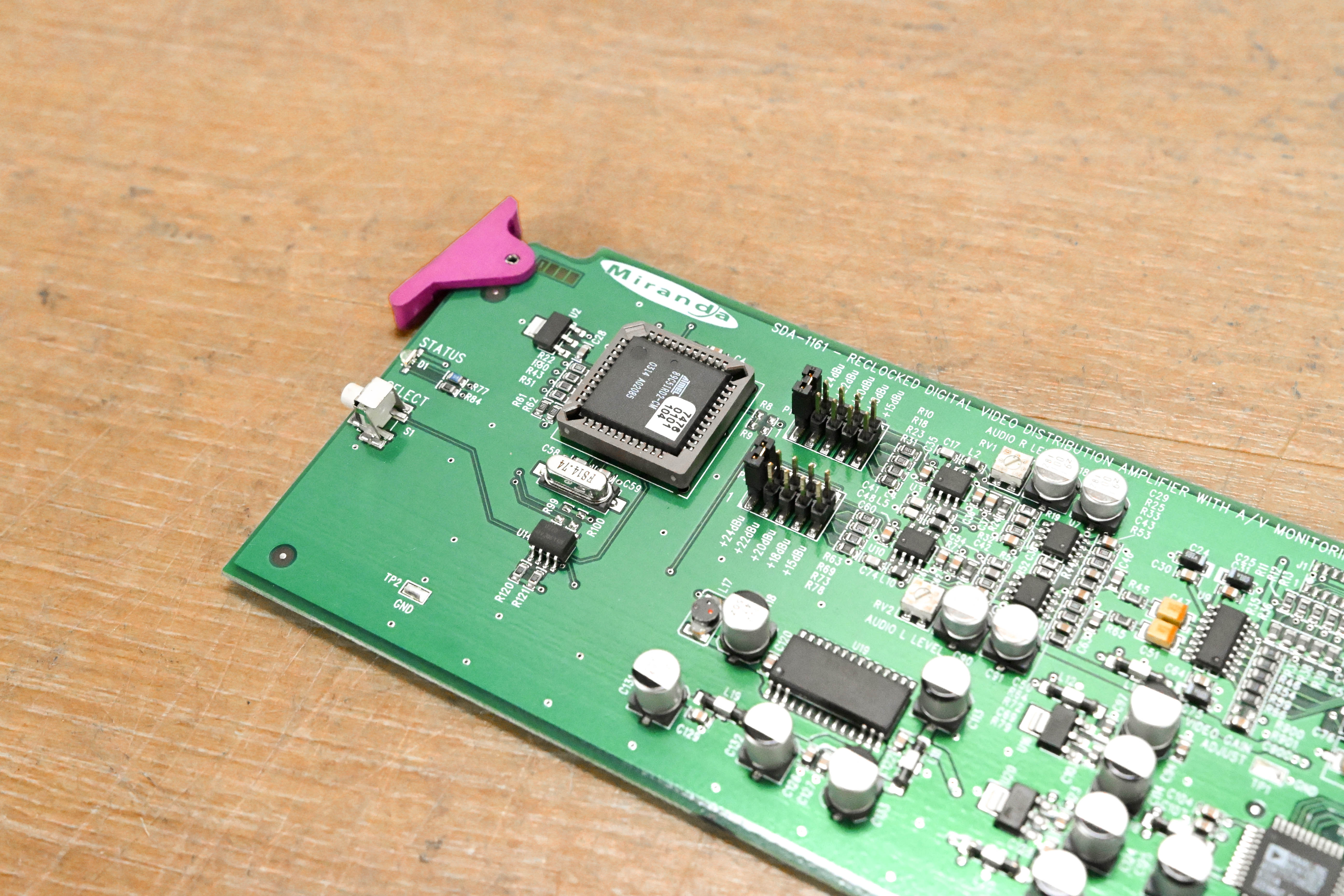 Miranda SDA-1161 Reclocked SDI Distribution Amplifier Module