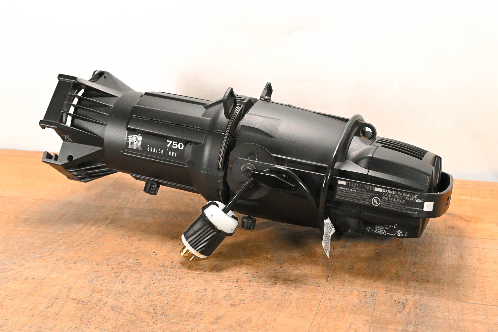 ETC Source Four 750 26 Degree Leko with Source 4WRD II LED Light Engine