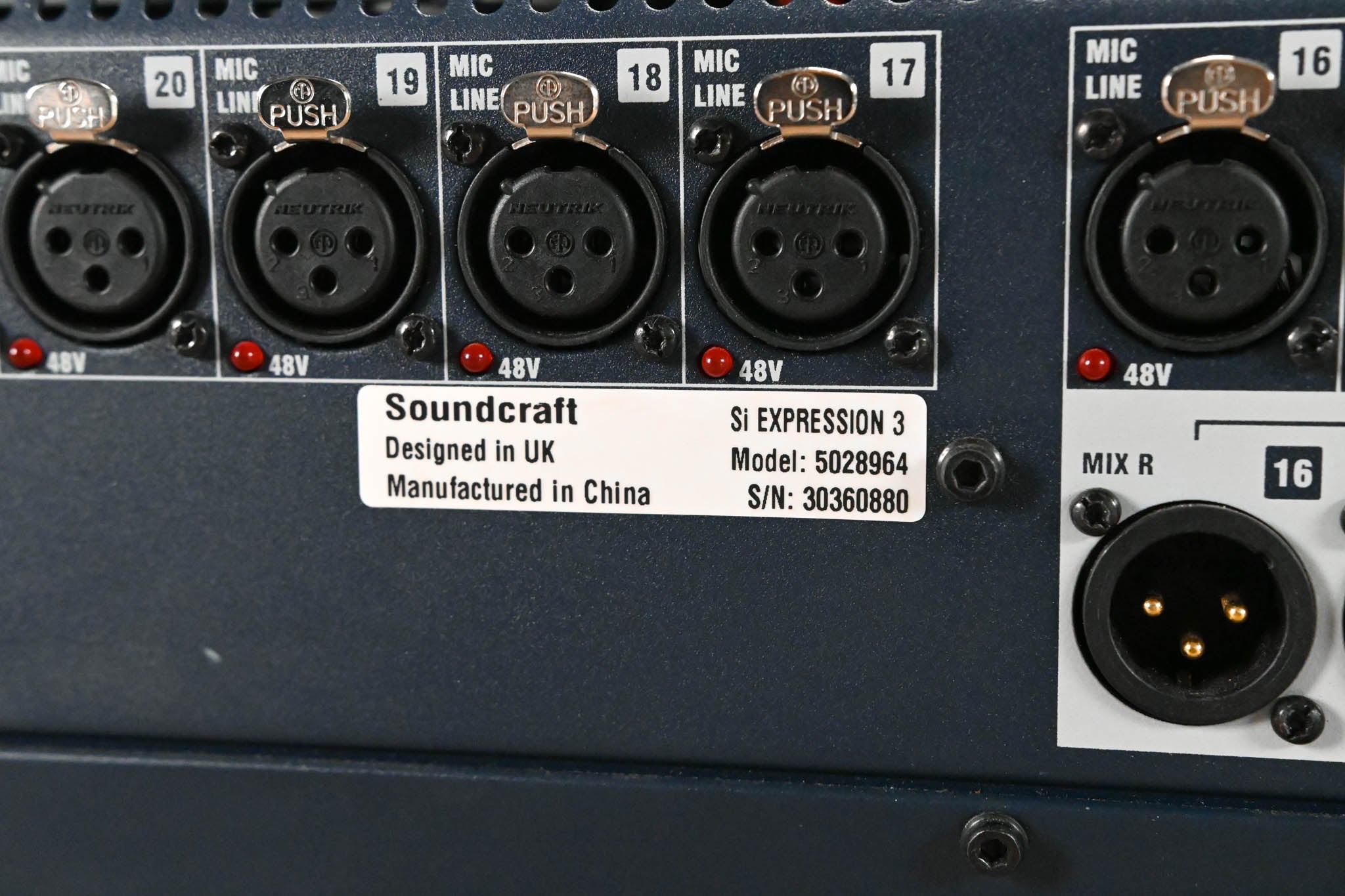 Soundcraft Si Expression 3 32-Channel Digital Mixer with MADI-USB Card