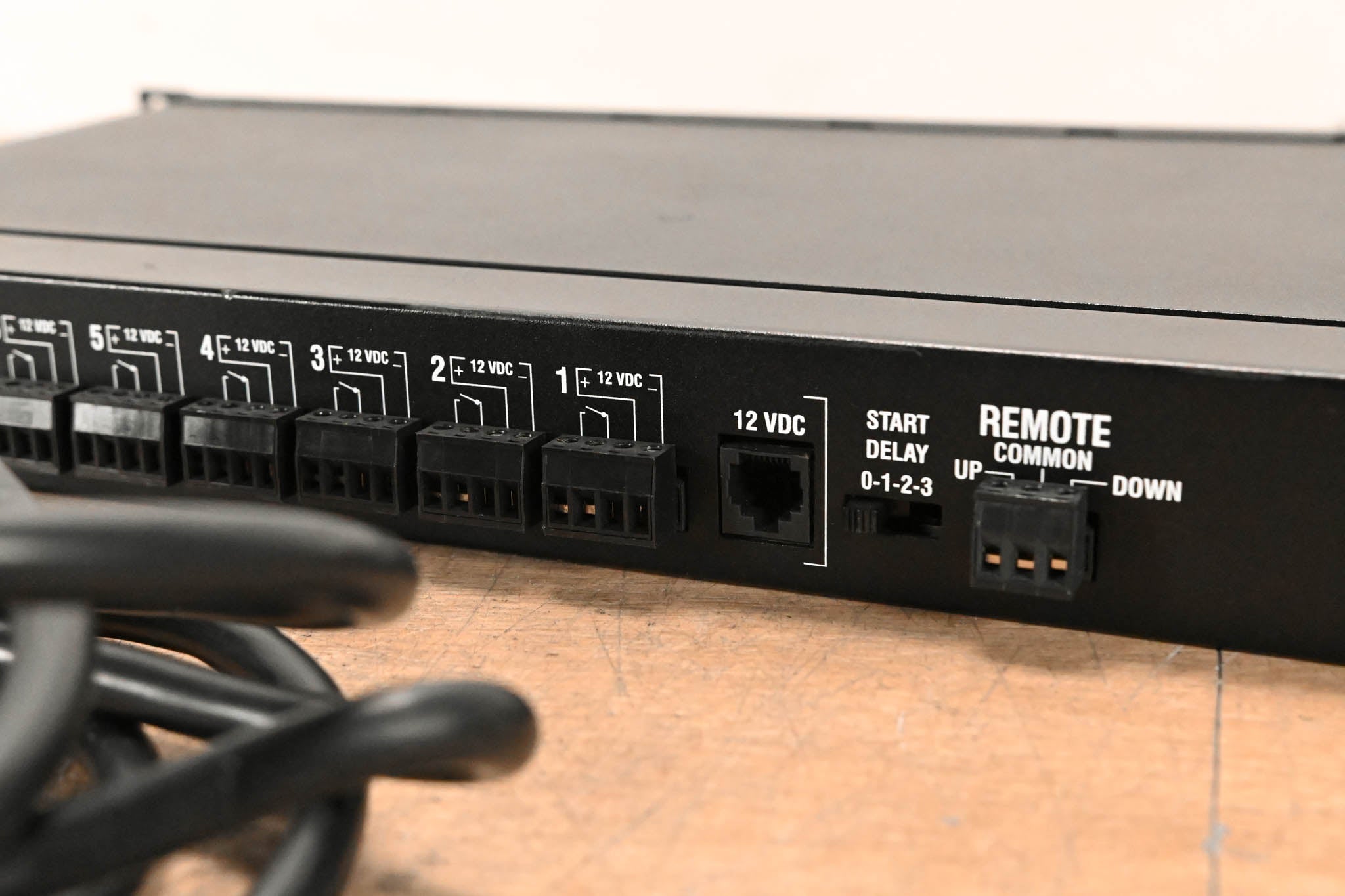 Middle Atlantic USC-6R Power Sequencer Rackmount Power Conditioner