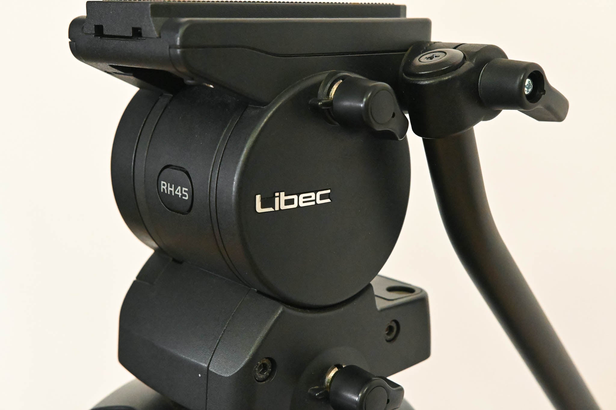 Libec RH45 Fluid Head with RT40B Tripod Legs and BR-4B Spreader