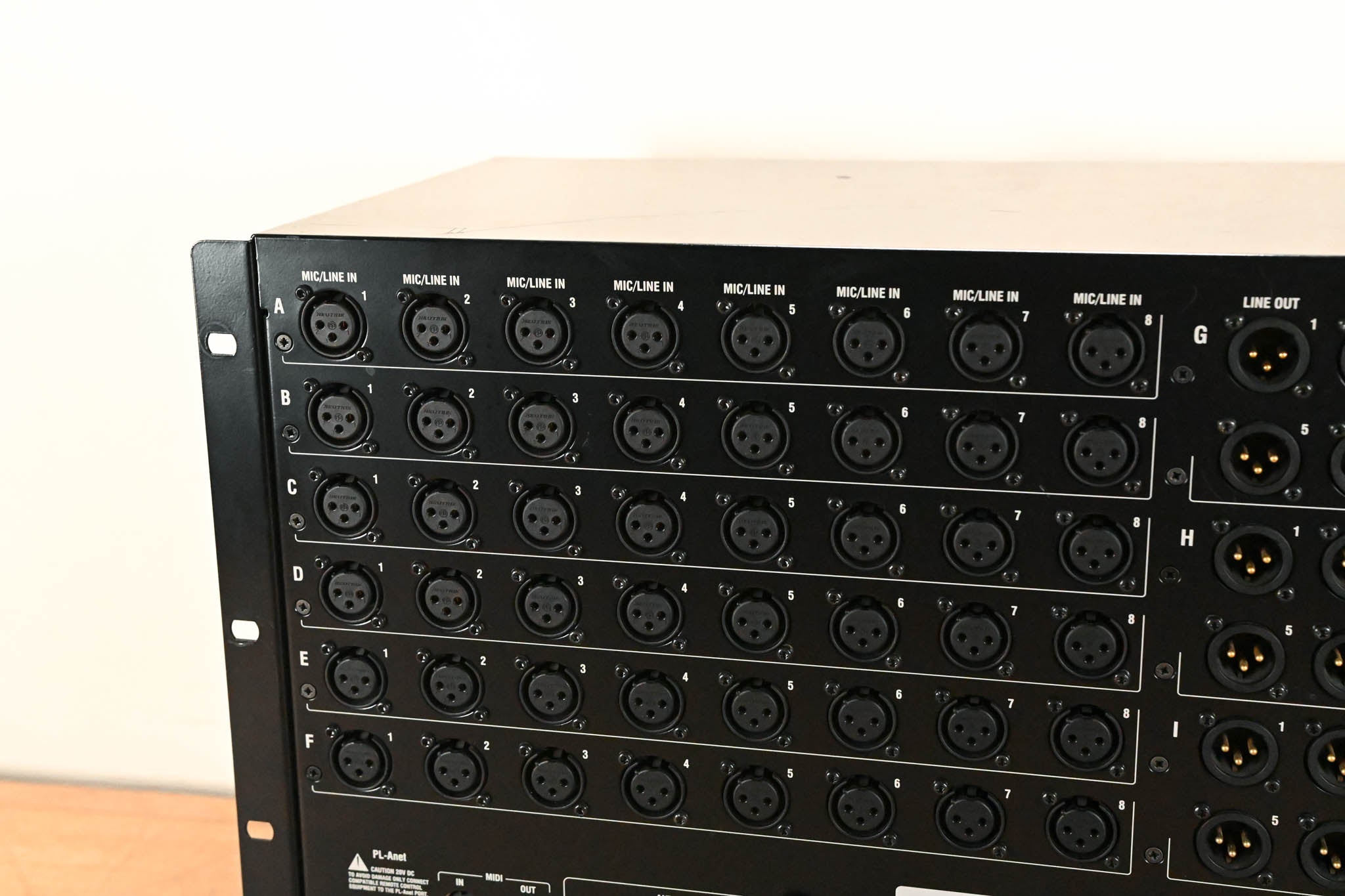 Allen & Heath iDR-48 48-In, 24-Out Audio Stage Box