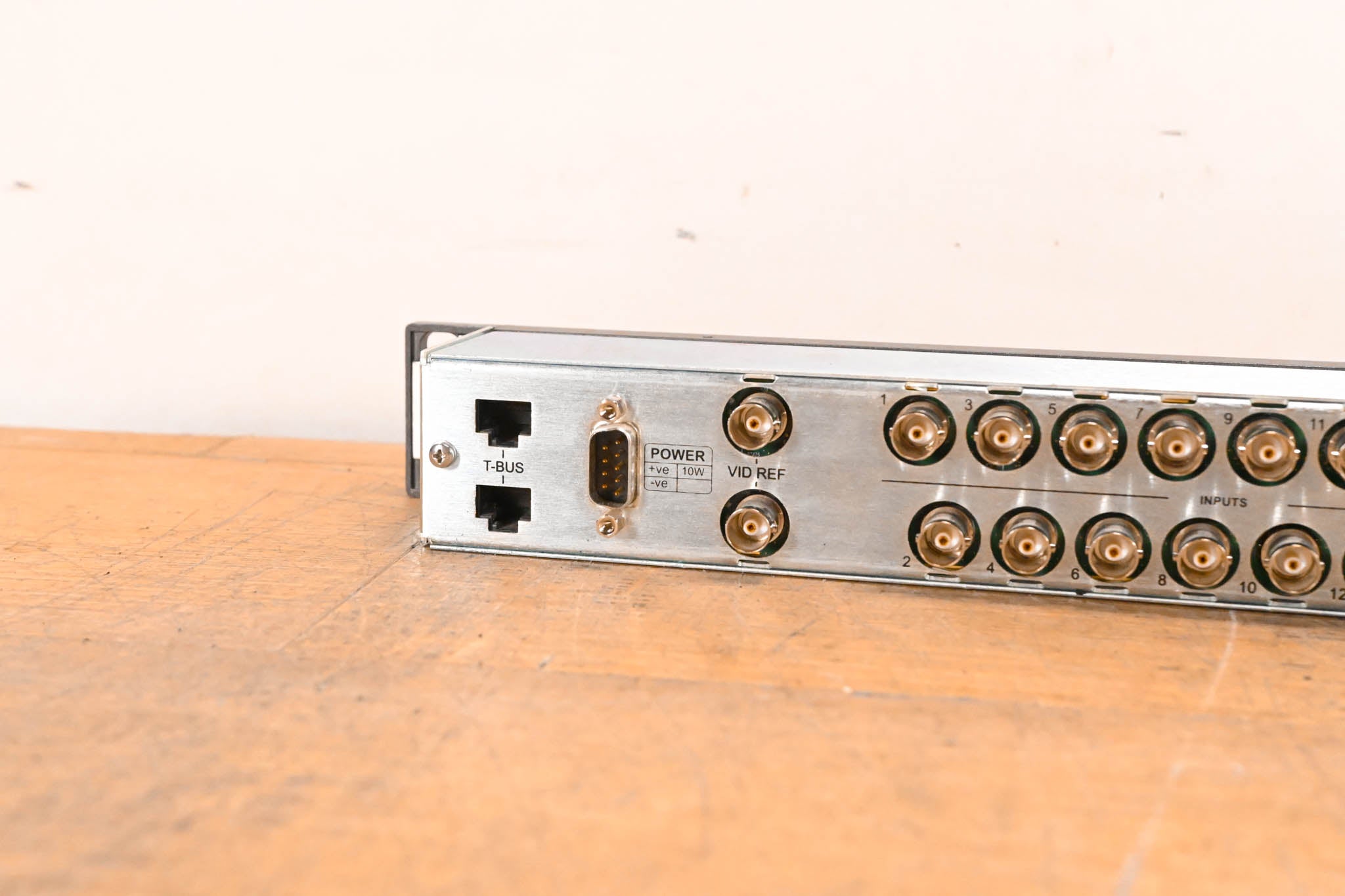 Ross NK-3G16 16 × 16 3G/HD/SD SDI Utility Router (NO POWER SUPPLY)