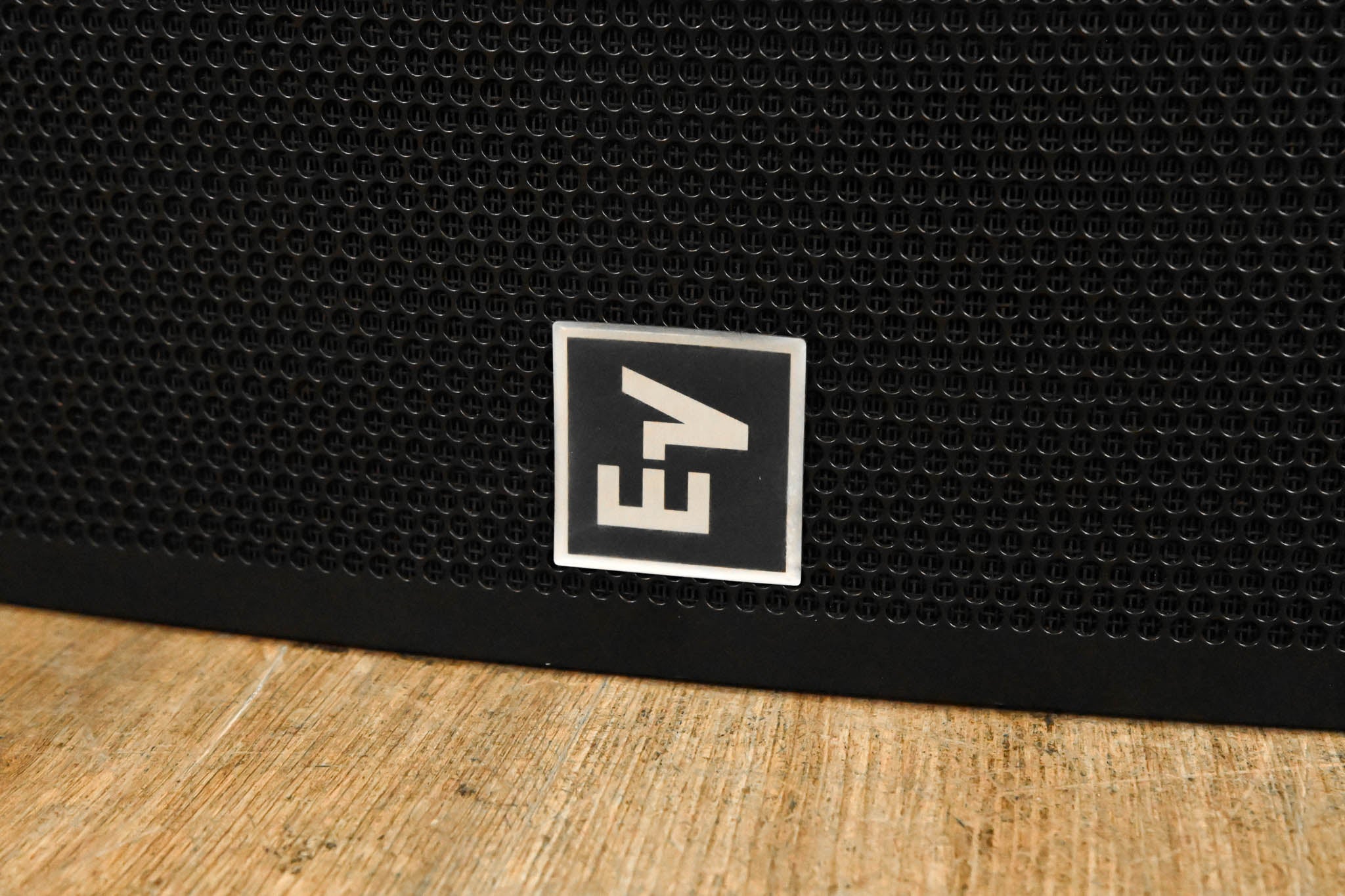Electro-Voice (EV) EVA-2082S/920 Full-Range Line-Array Speaker (PAIR)