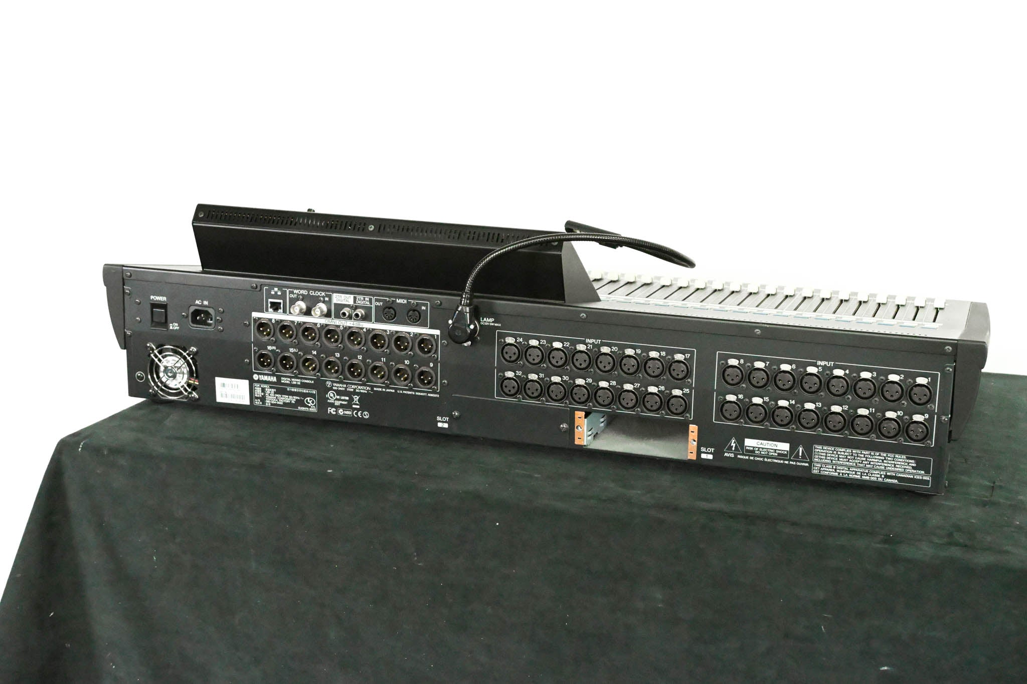 Yamaha LS9-32 32-Input Digital Mixing Console