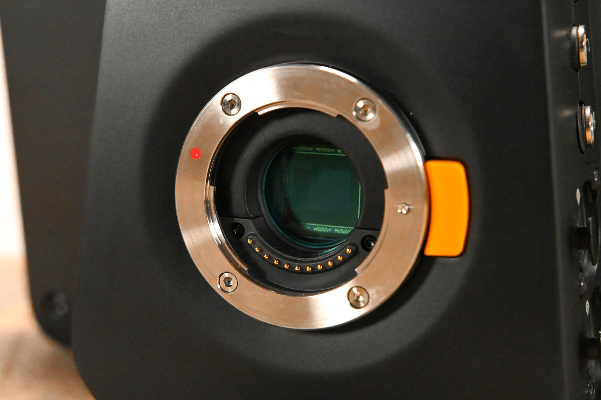 Blackmagic Design Studio Camera 4K 2