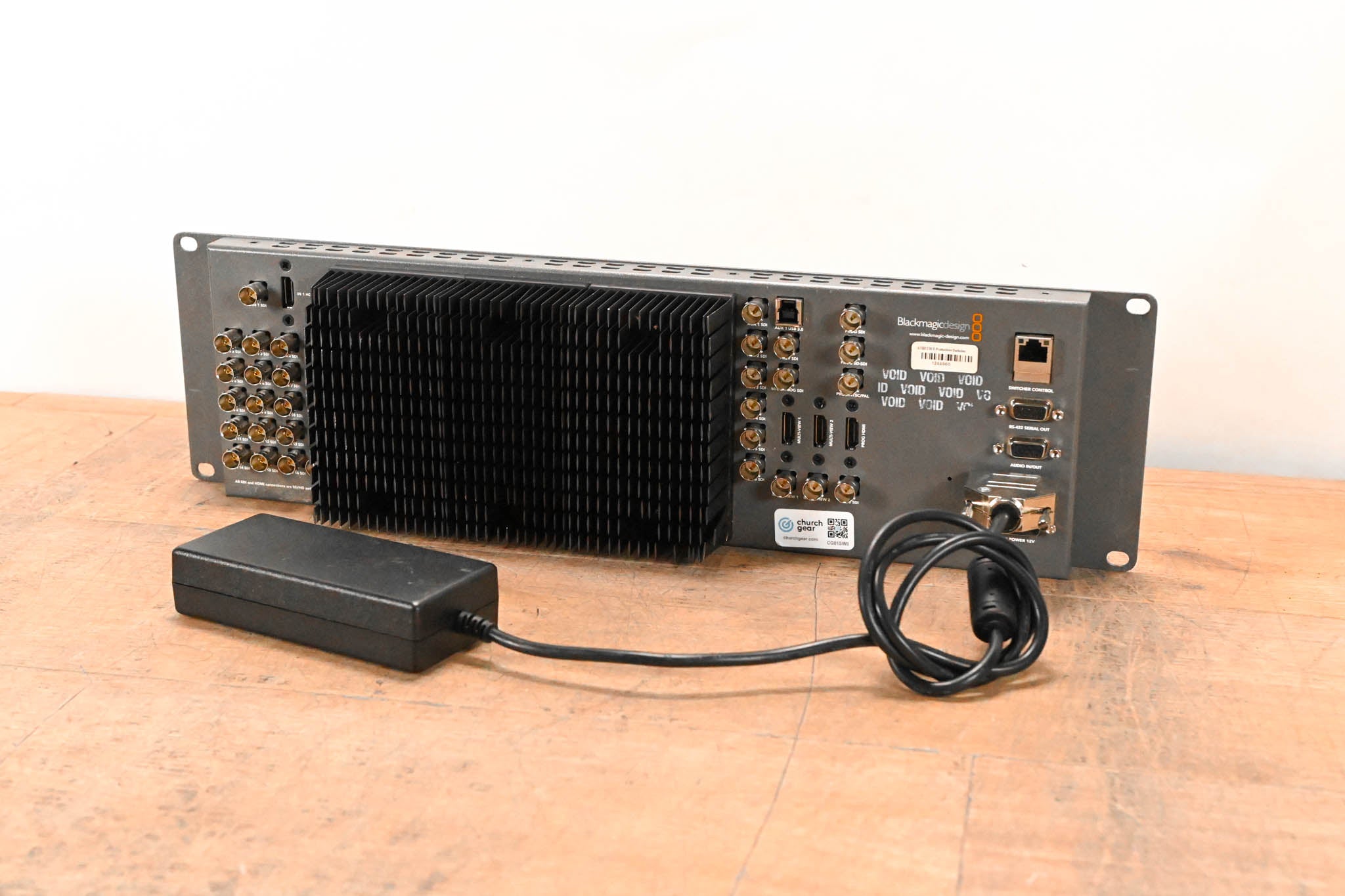 Blackmagic Design ATEM 2 M/E Production Switcher