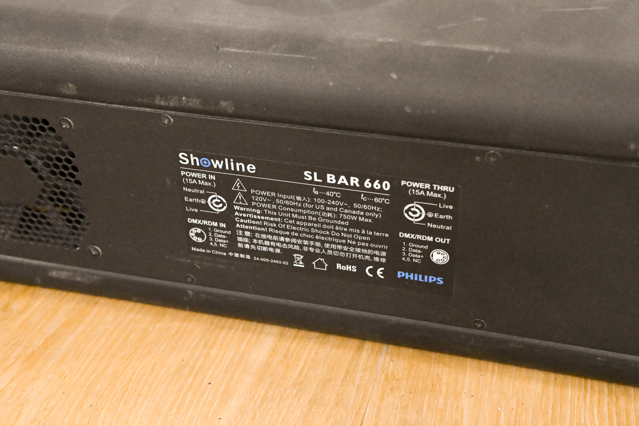 Philips Showline SL BAR 660 Professional RGBW LED Linear Wash Luminaire