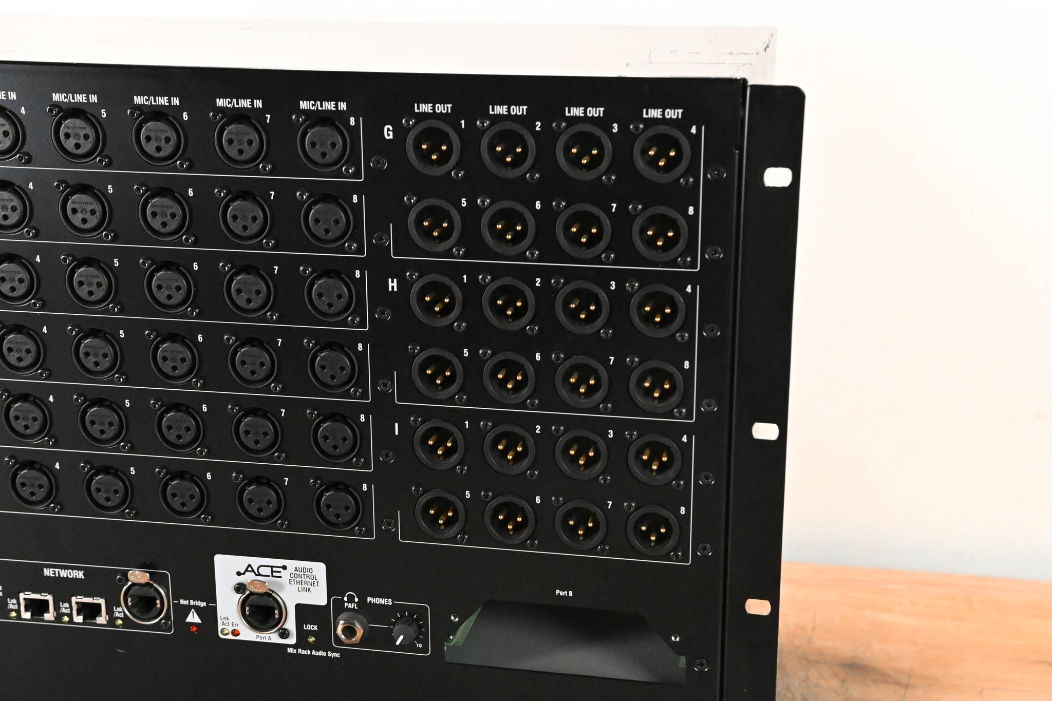 Allen & Heath iDR-48 48-In, 24-Out Audio Stage Box