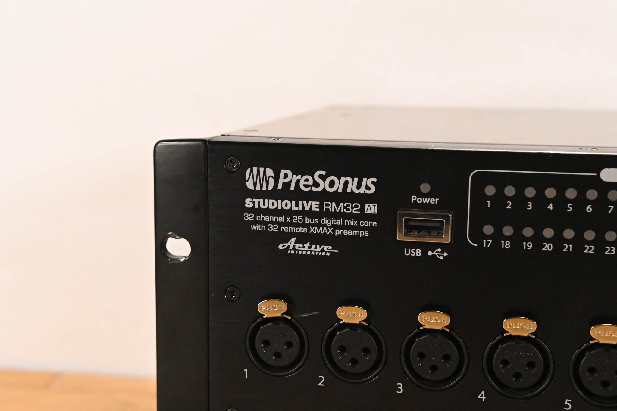 PreSonus StudioLive RM32AI 32-Channel Digital Rack-Mounted Mixer