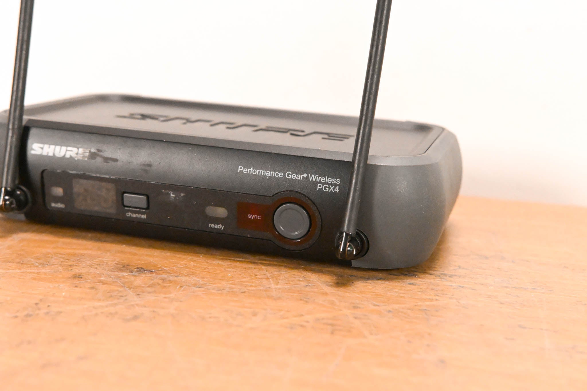 Shure PGX14 Wireless Beltpack System J6 Band - 572-590 MHz (NO PSU)