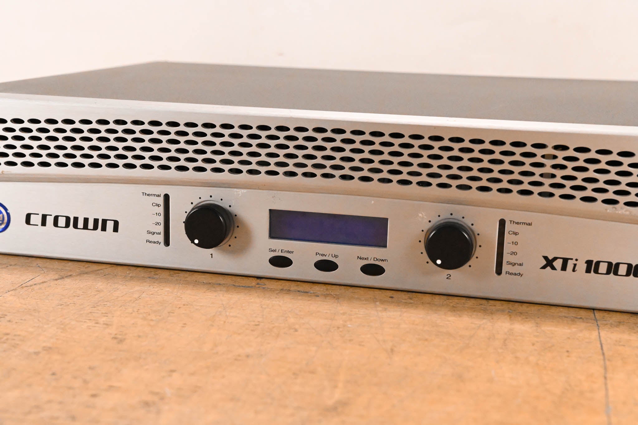 Crown XTi 1000 Stereo Power Amplifier with DSP