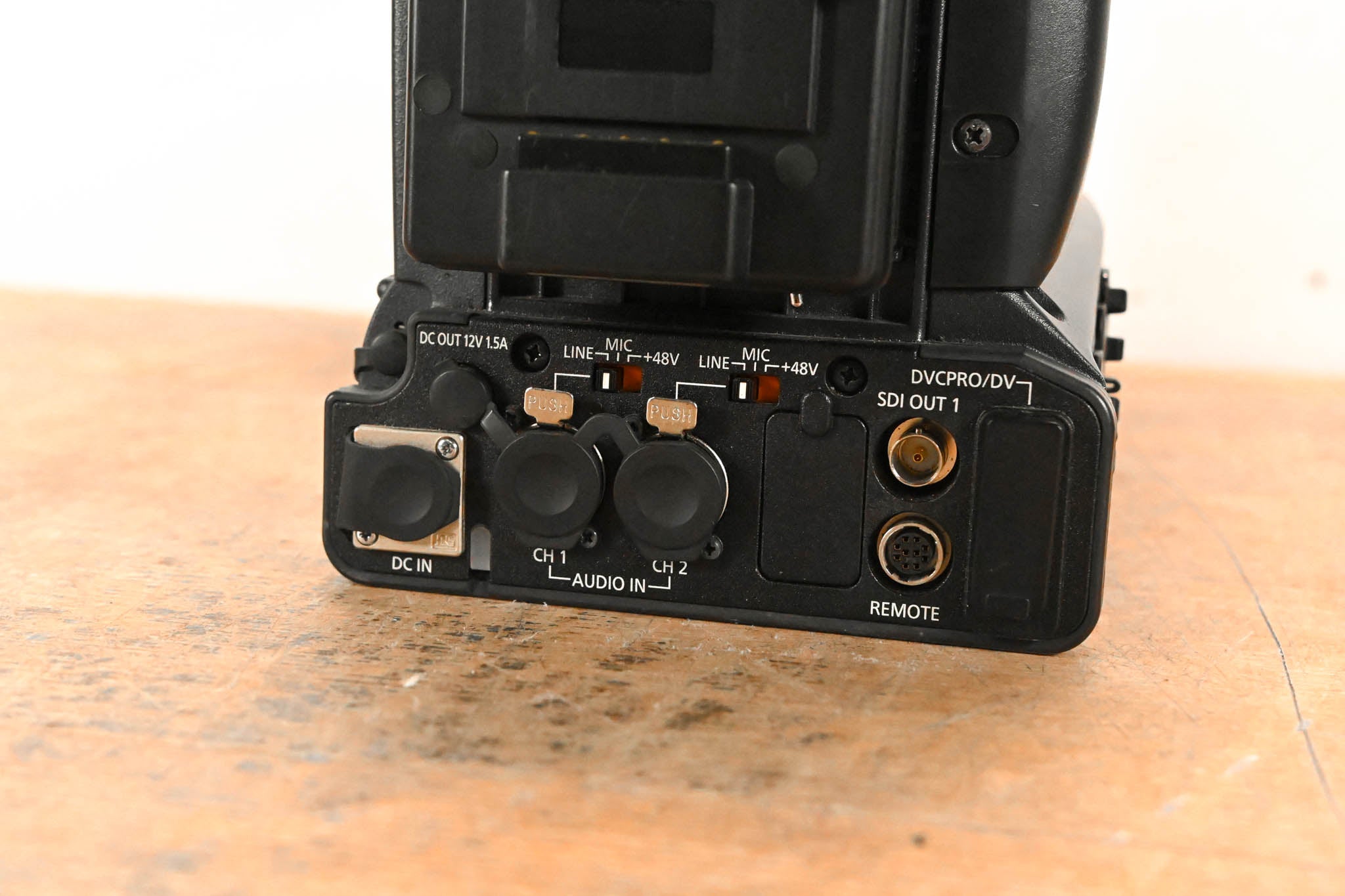 Panasonic AG-HPX370P 1/3" ENG P2HD Camcorder