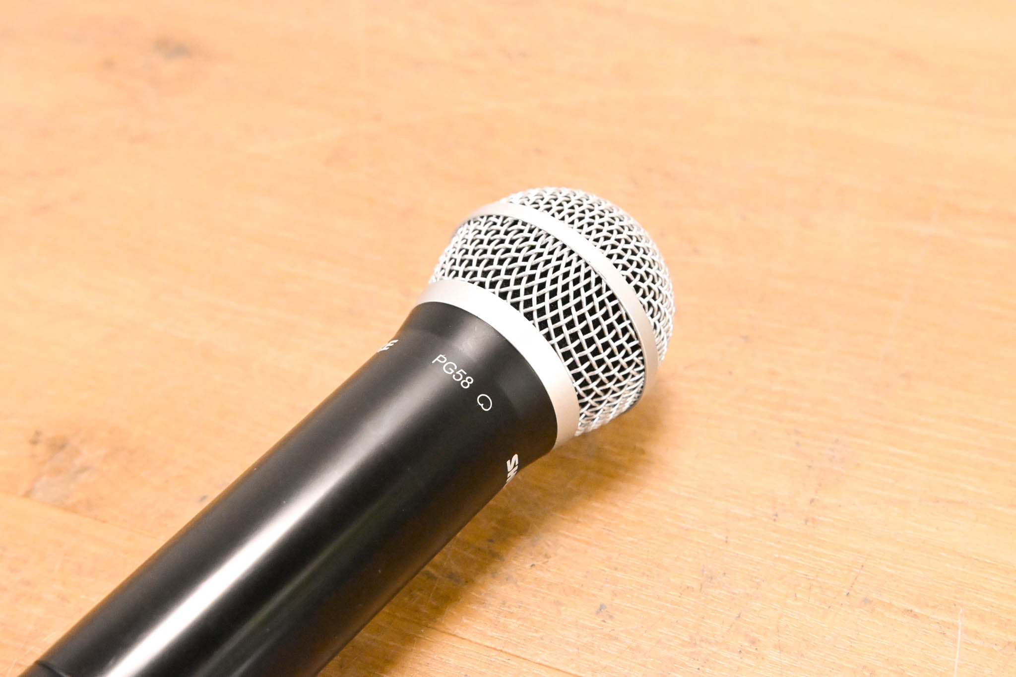 Shure BLX24/PG58 Handheld Wireless System - H9 Band (NO POWER SUPPLY)