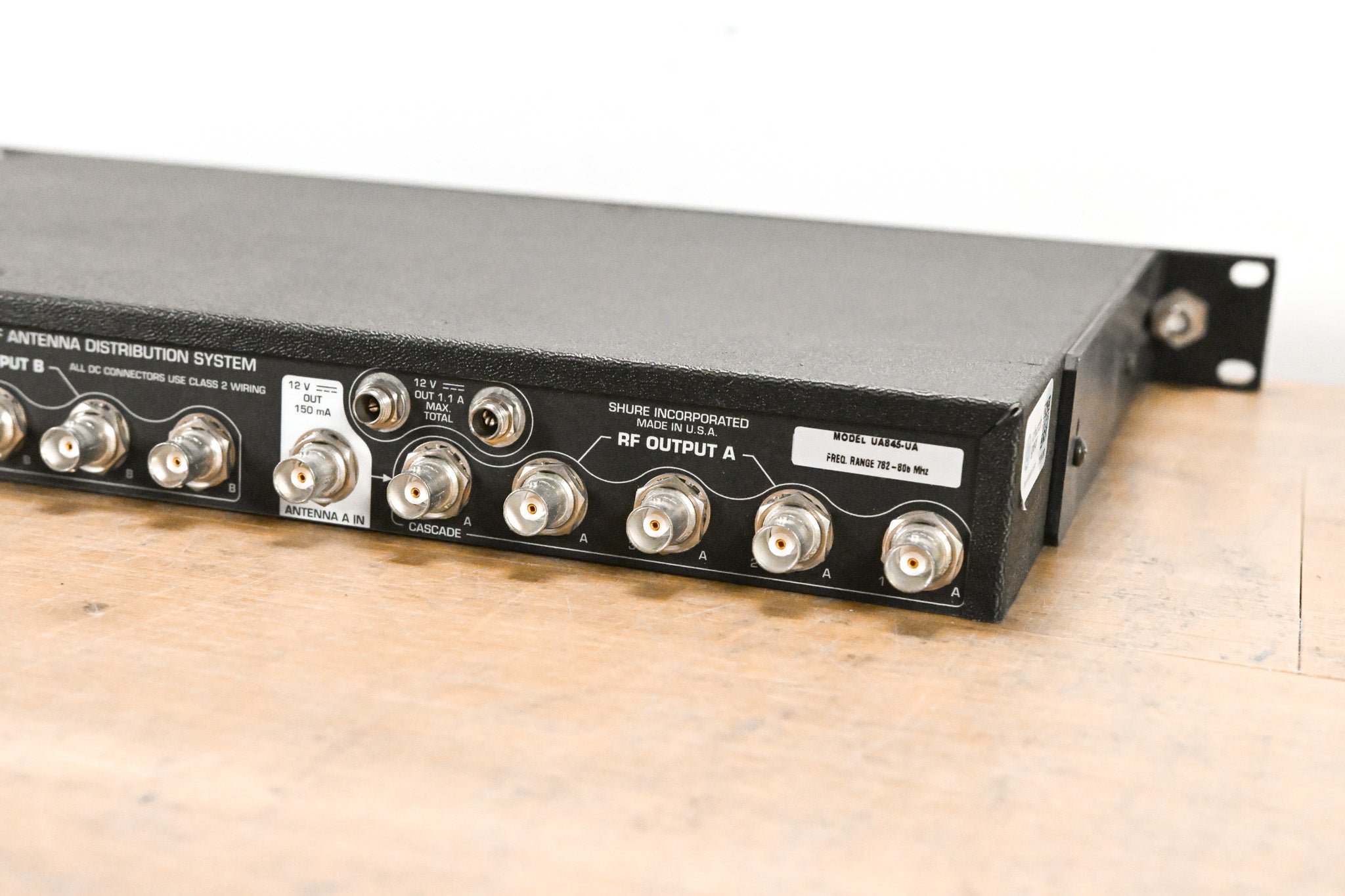 Shure UA845-UA UHF Antenna Distribution System 782-806 MHz