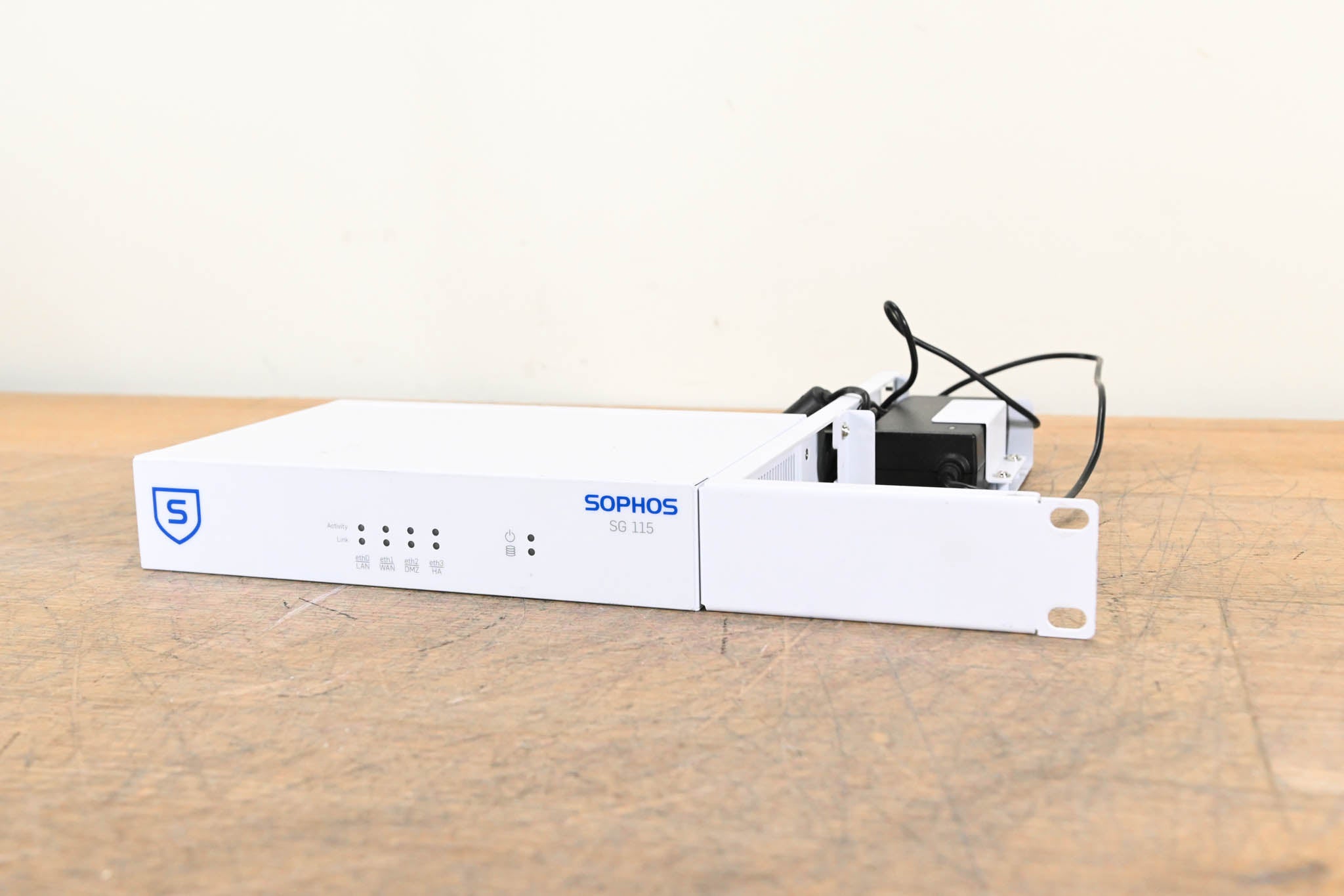 Sophos SG-115 Desktop Firewall Appliance