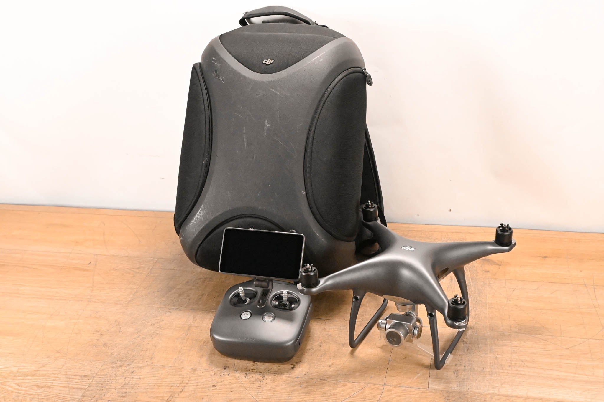 DJI Phantom 4 Pro Obsidian Drone Bundle w/ Controller, Batteries & Case