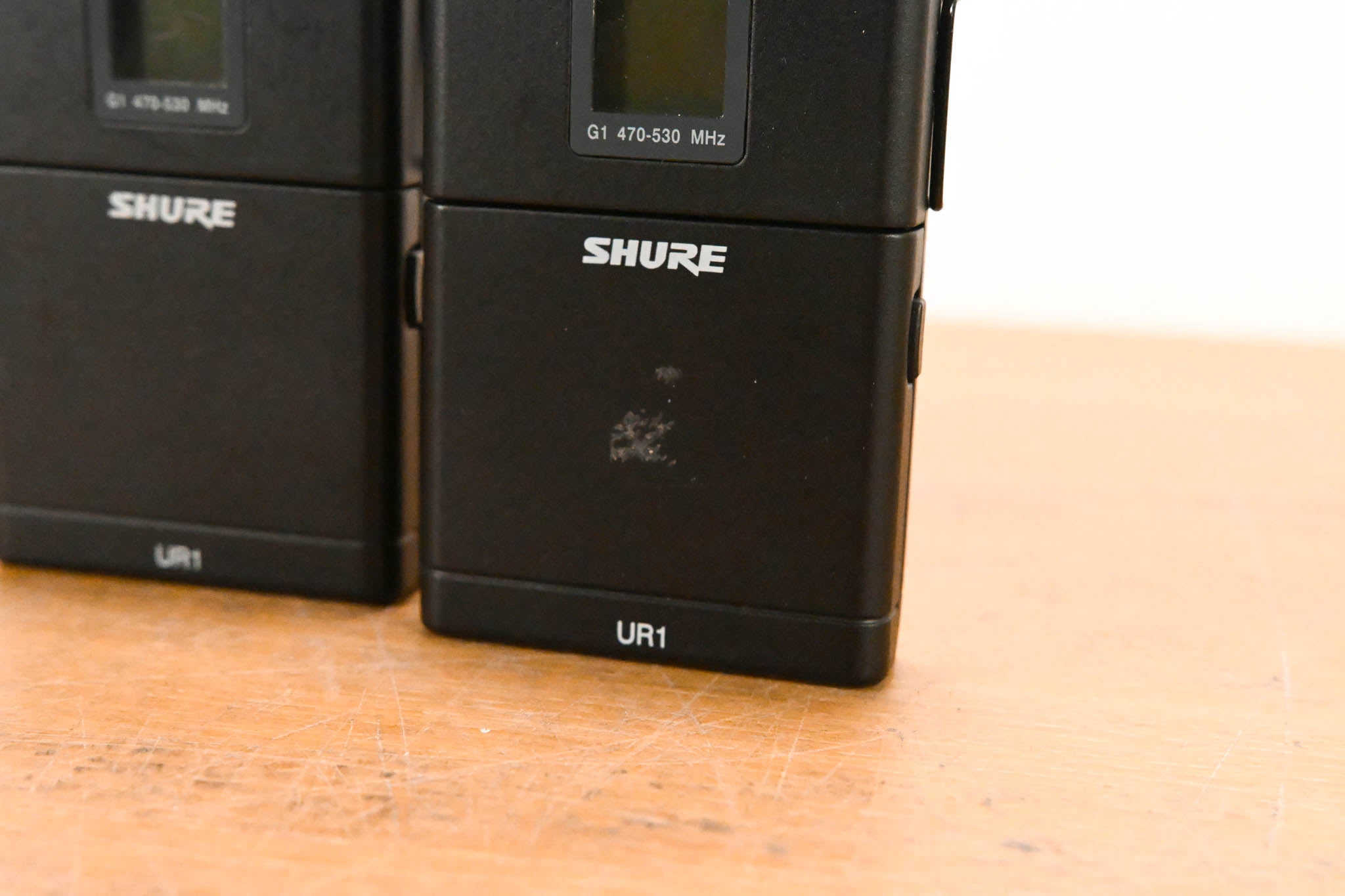 Shure UR4D Dual Wireless Receiver with two UR1 Bodypacks - G1