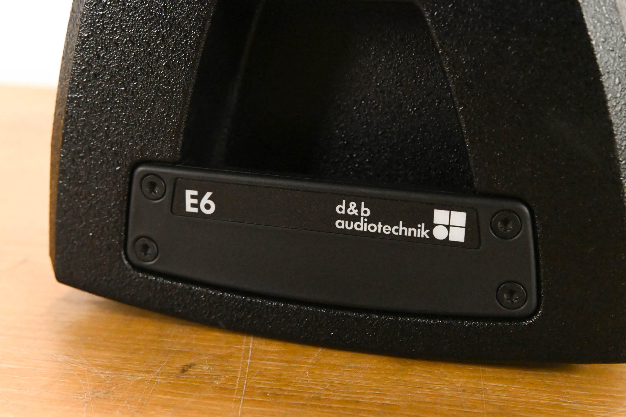 d&b audiotechnik E6 2-Way Passive Coaxial Loudspeaker