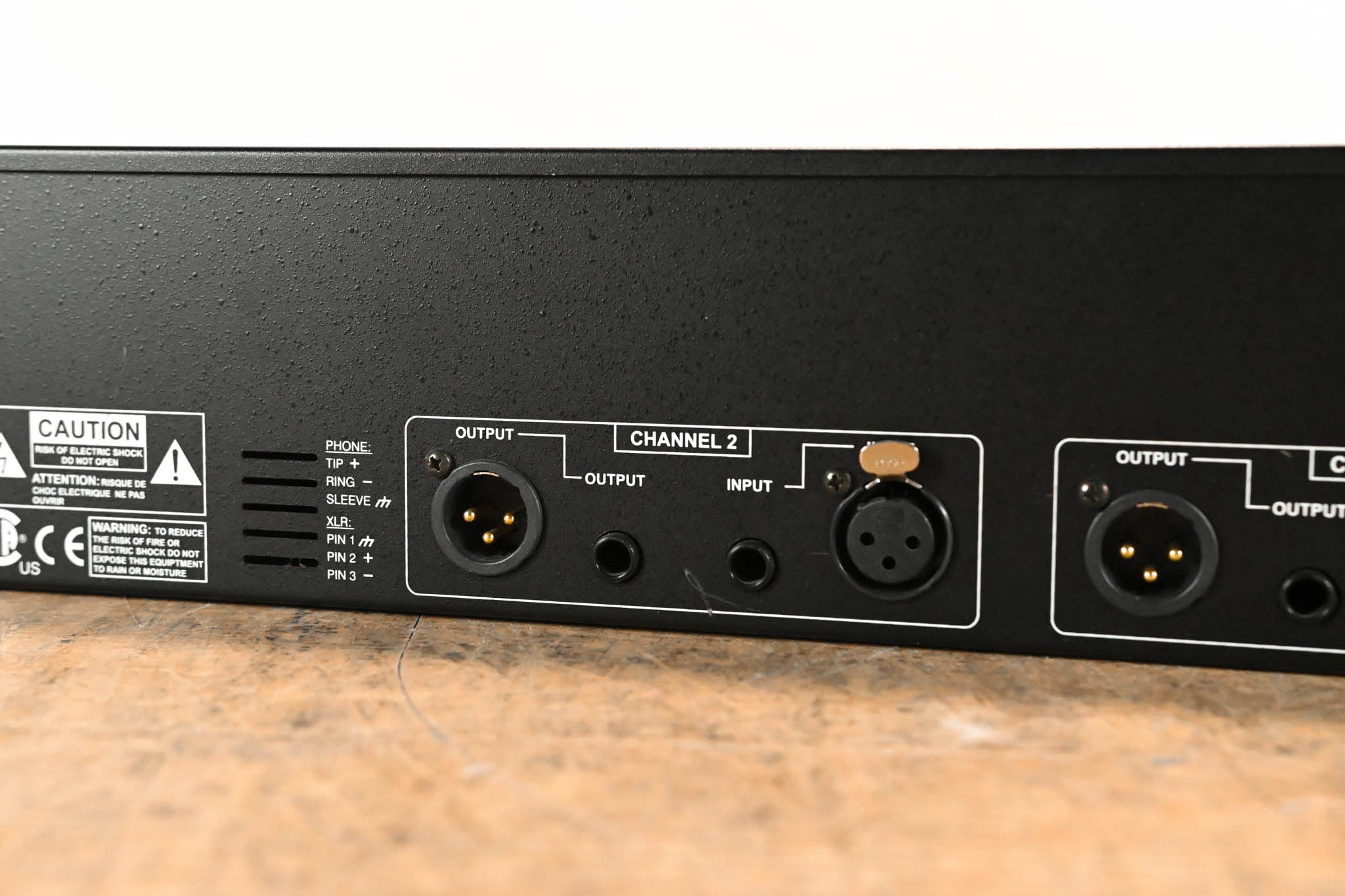 dbx 231 Dual-Channel 31-Band Graphic Equalizer