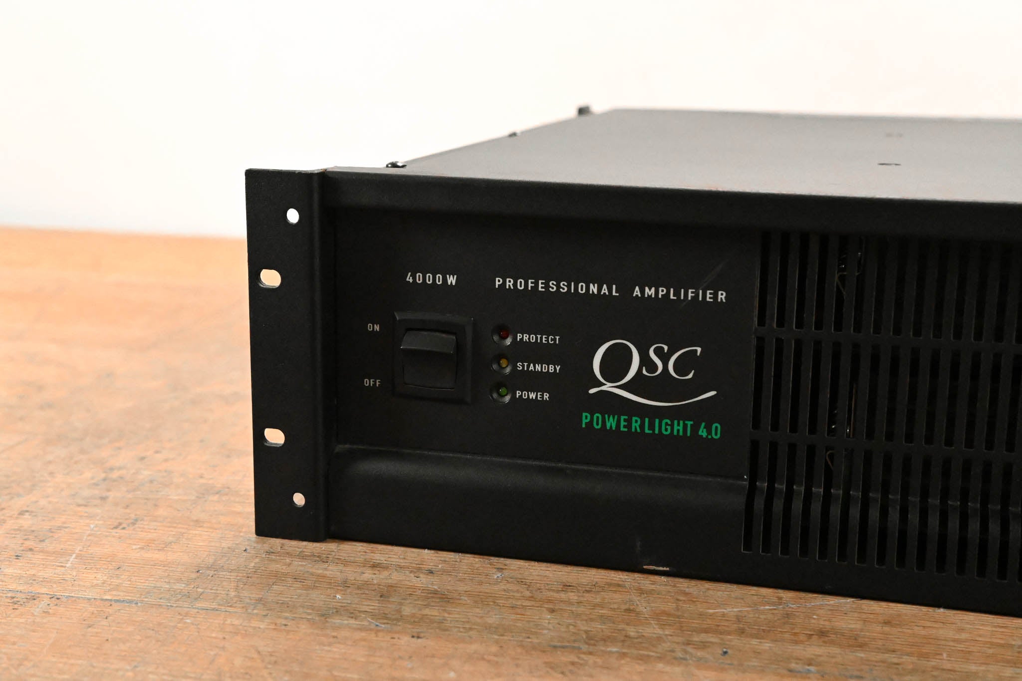 QSC PowerLight 4.0 2-Channel Power Amplifier