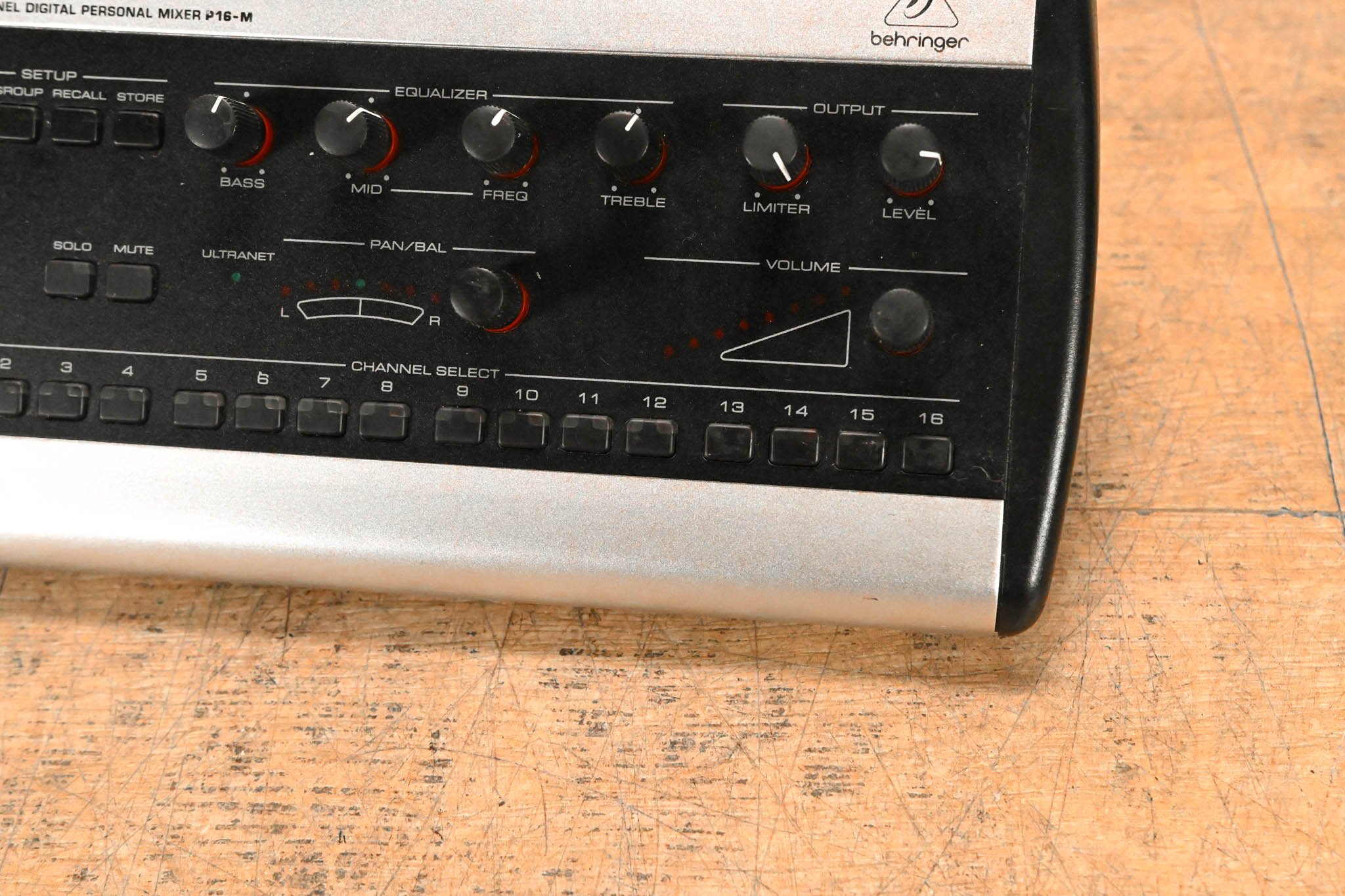 Behringer Powerplay P16-M 16-Channel Digital Personal Mixer