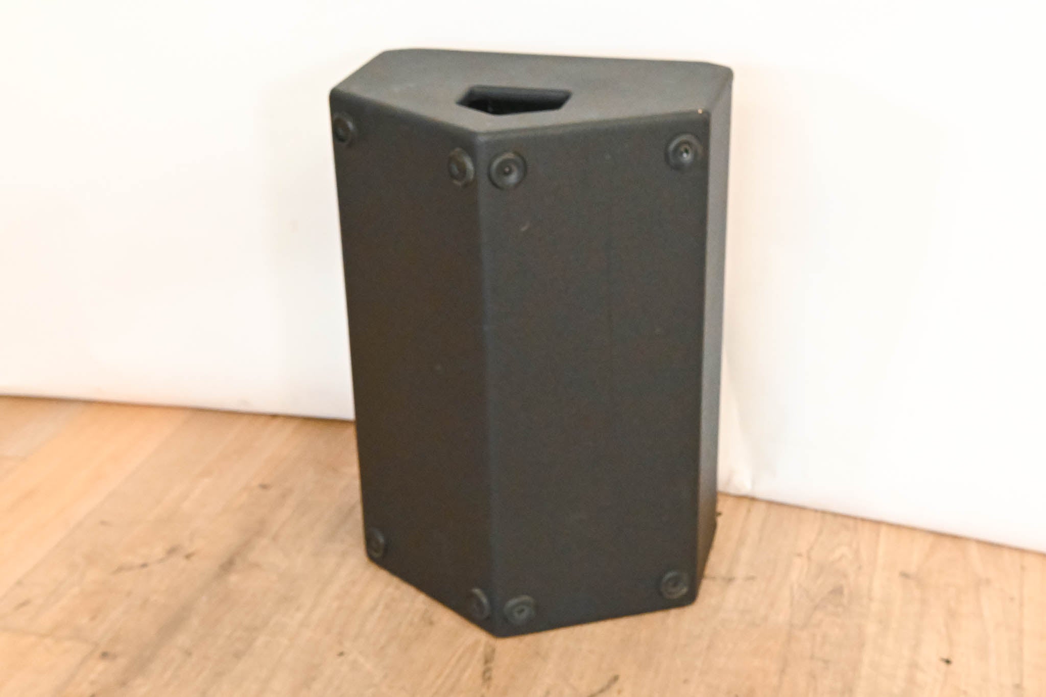 JBL VRX915M 2-Way Passive Monitor