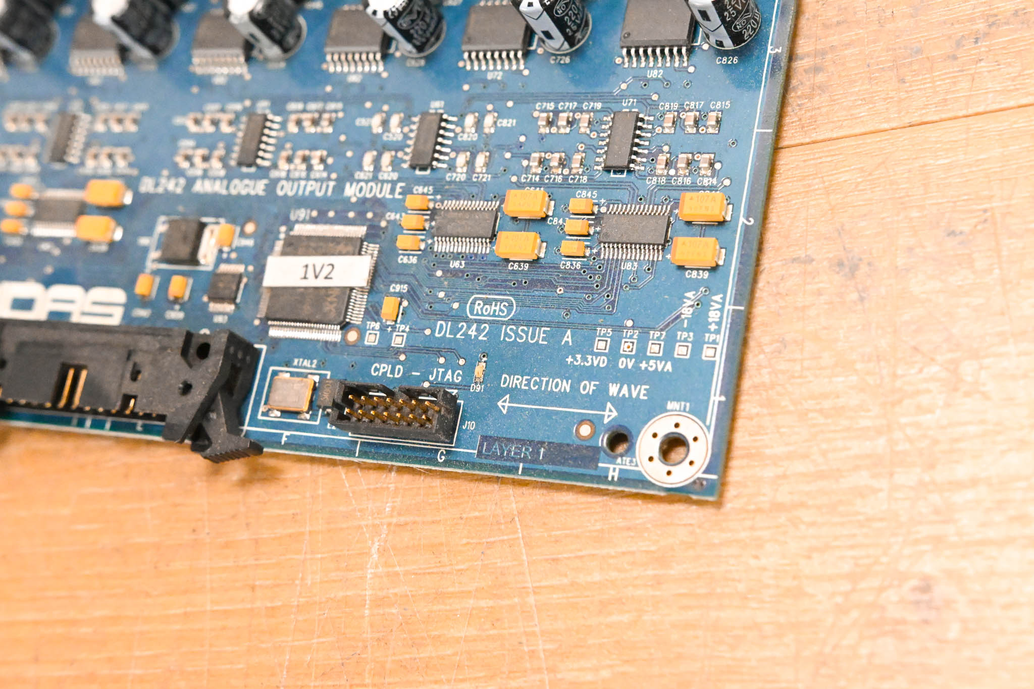 Midas DL242 Analogue Output Module 8-Channel XLR Card - Issue A