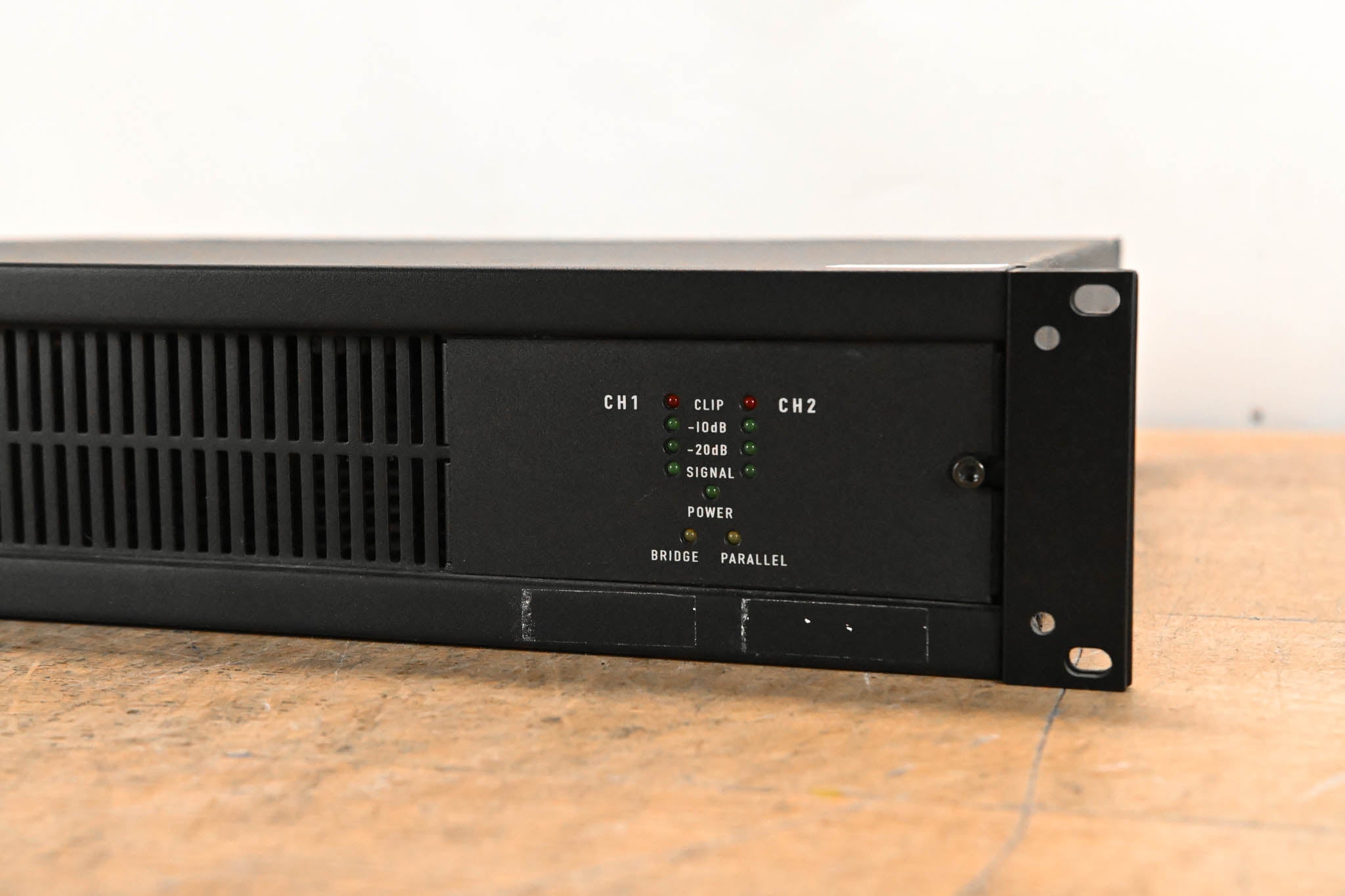 QSC CX702 2-Channel 700W Power Amplifier