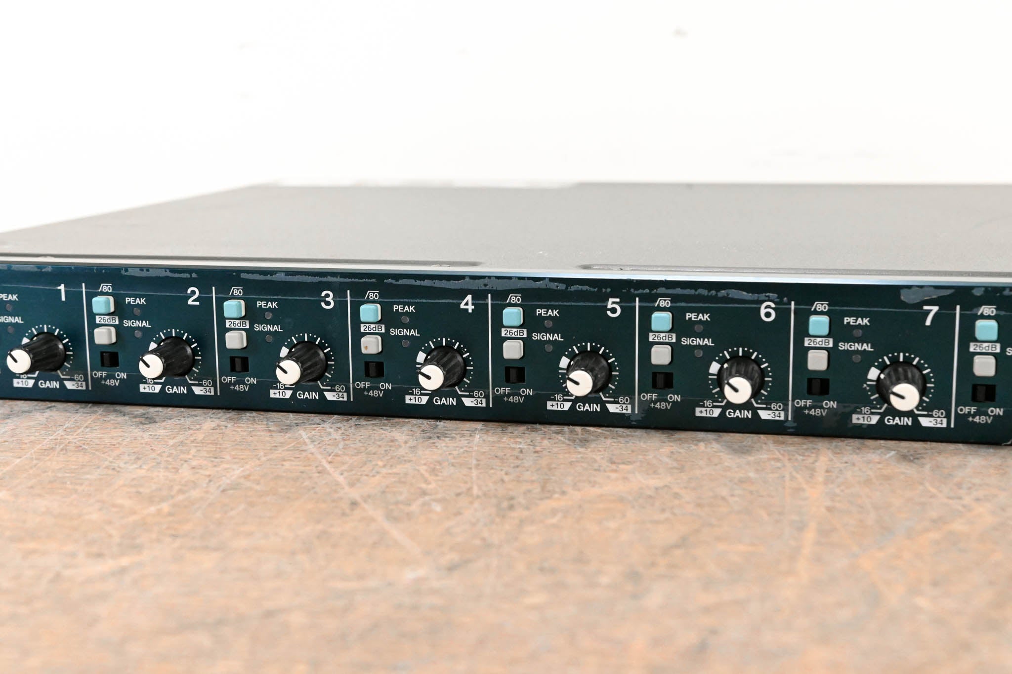 Yamaha MLA8 8-Channel Microphone/Line Preamplifier