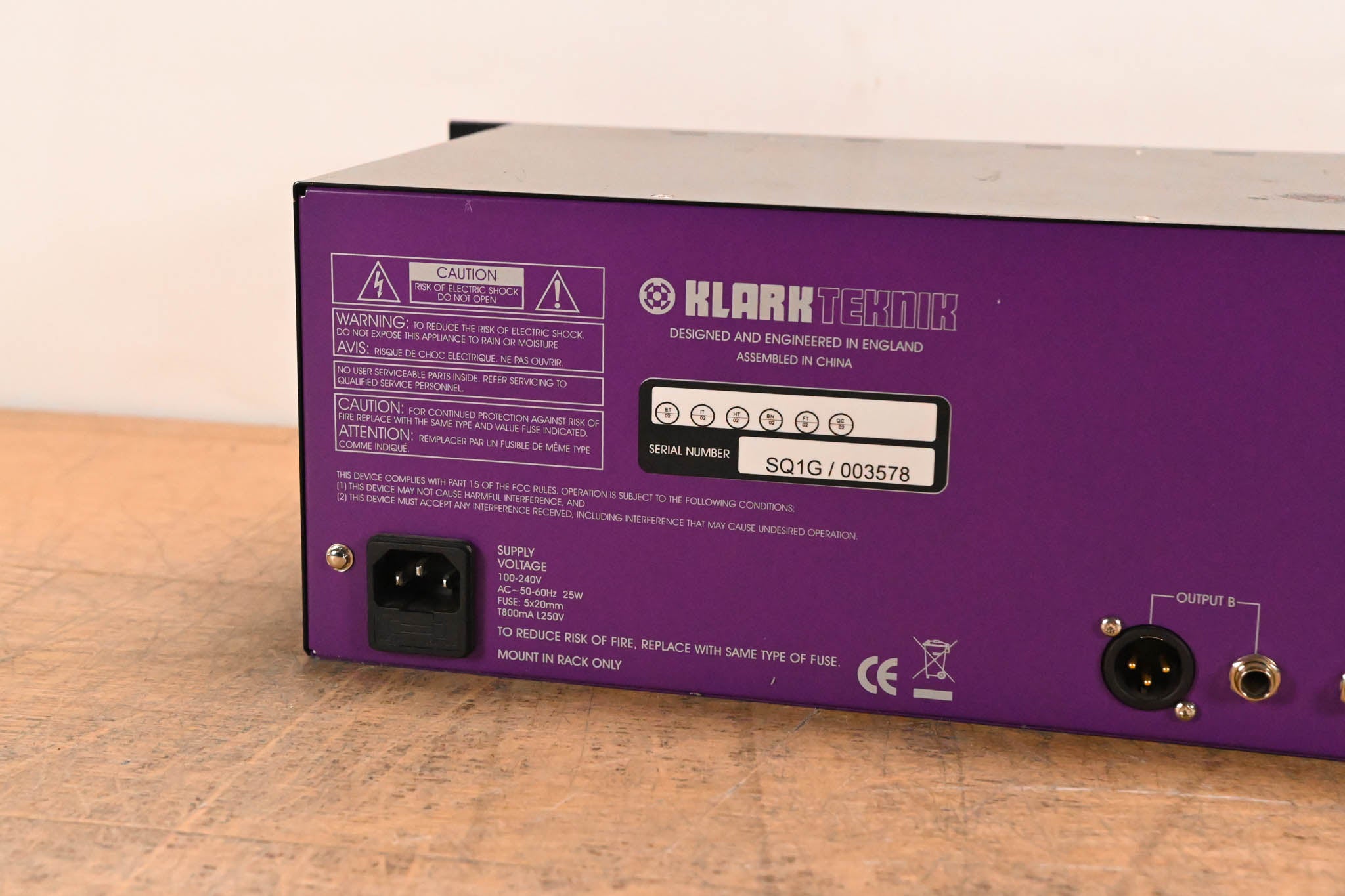 Klark Teknik SQ1G Square ONE Graphic 2-Channel 30-Band Graphic