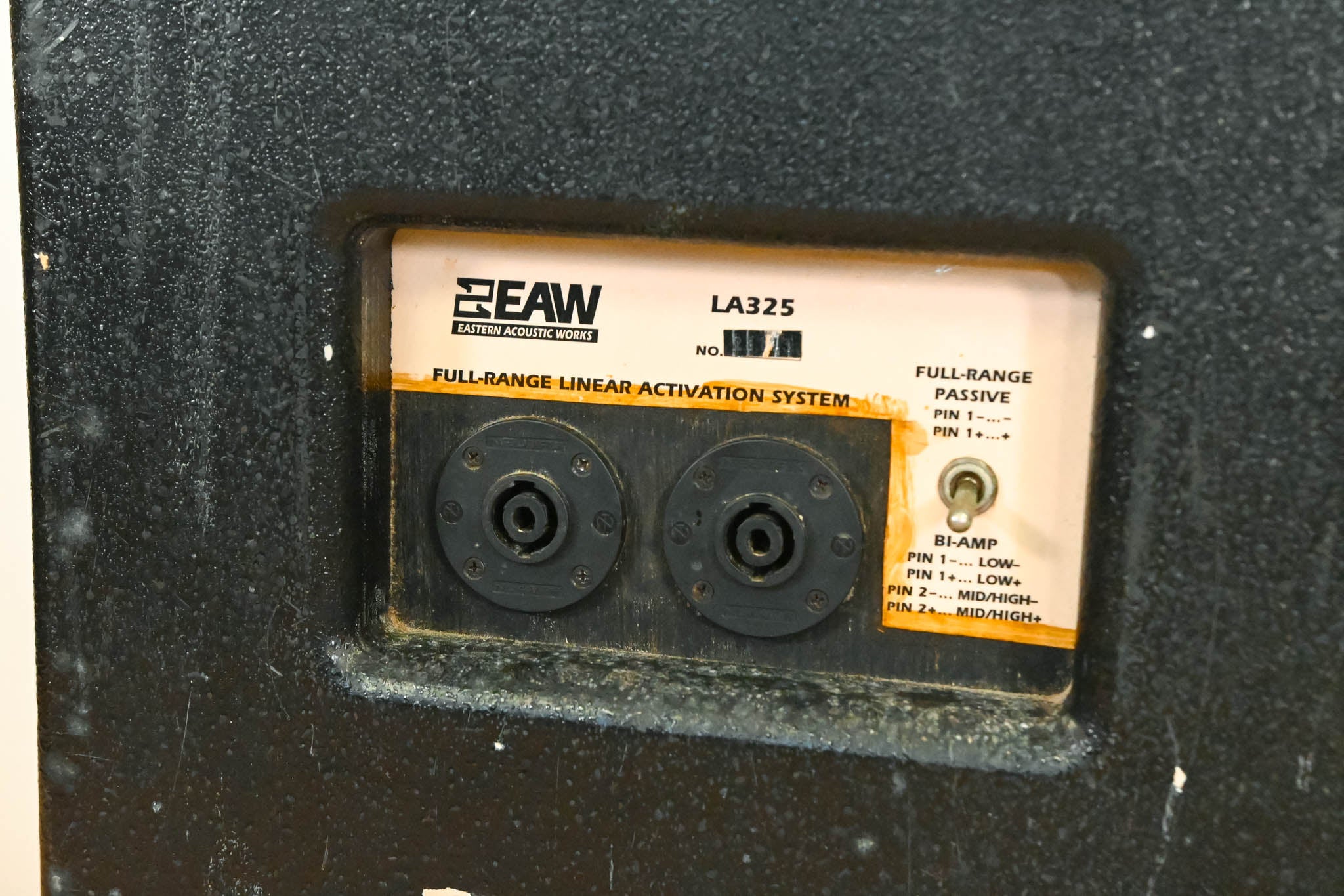 EAW LA325 3-Way Full-Range Loudspeaker (PAIR)