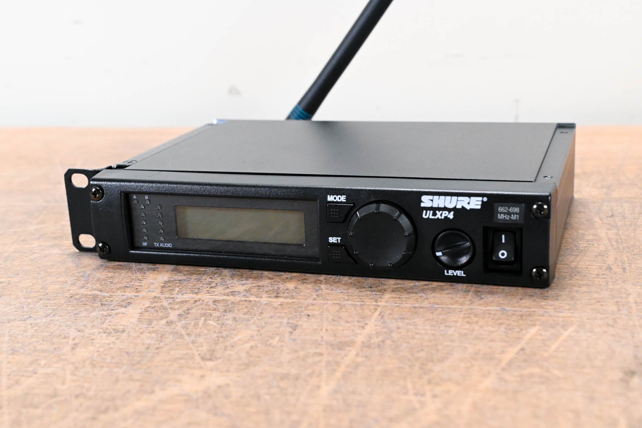 Shure ULXP24/58 Handheld Wireless Microphone System M1 Band: 662-698 MHz