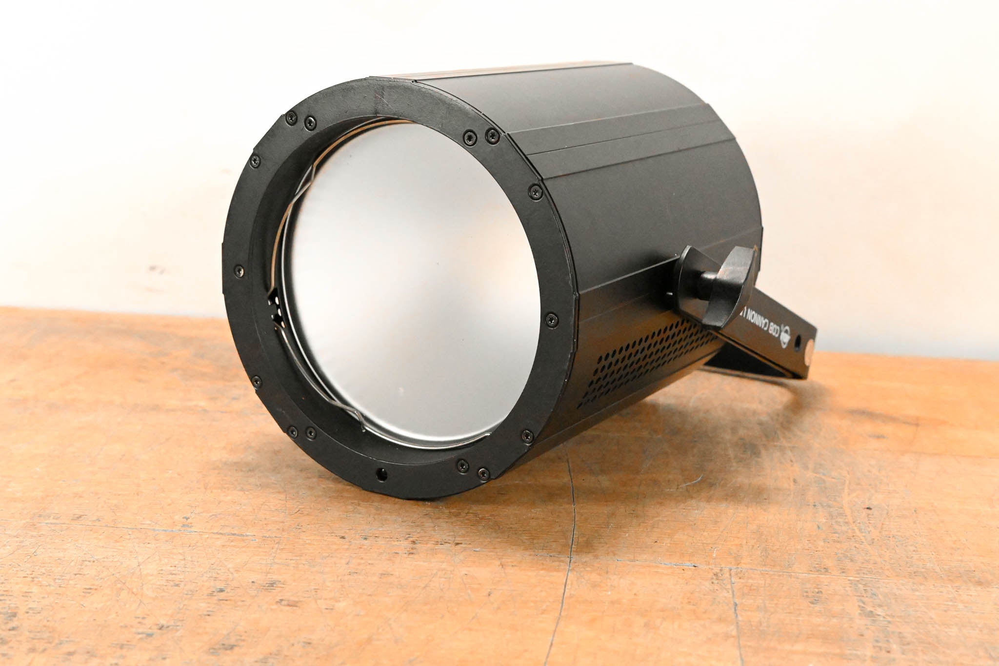ADJ COB Cannon LP200ST 200W Chip On Board Color Mixing Wash Fixture