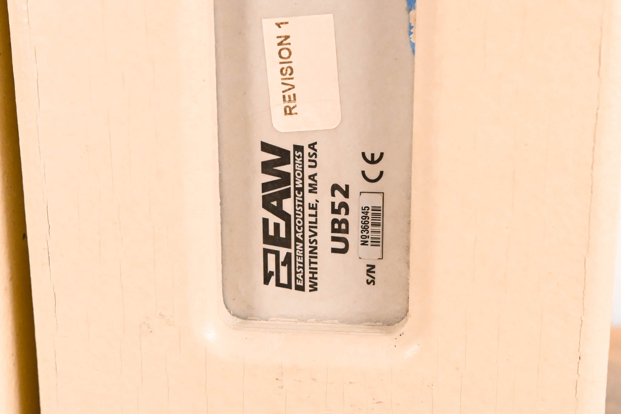 EAW UB52 Two-Way Full-Range Loudspeaker - White (PAIR)