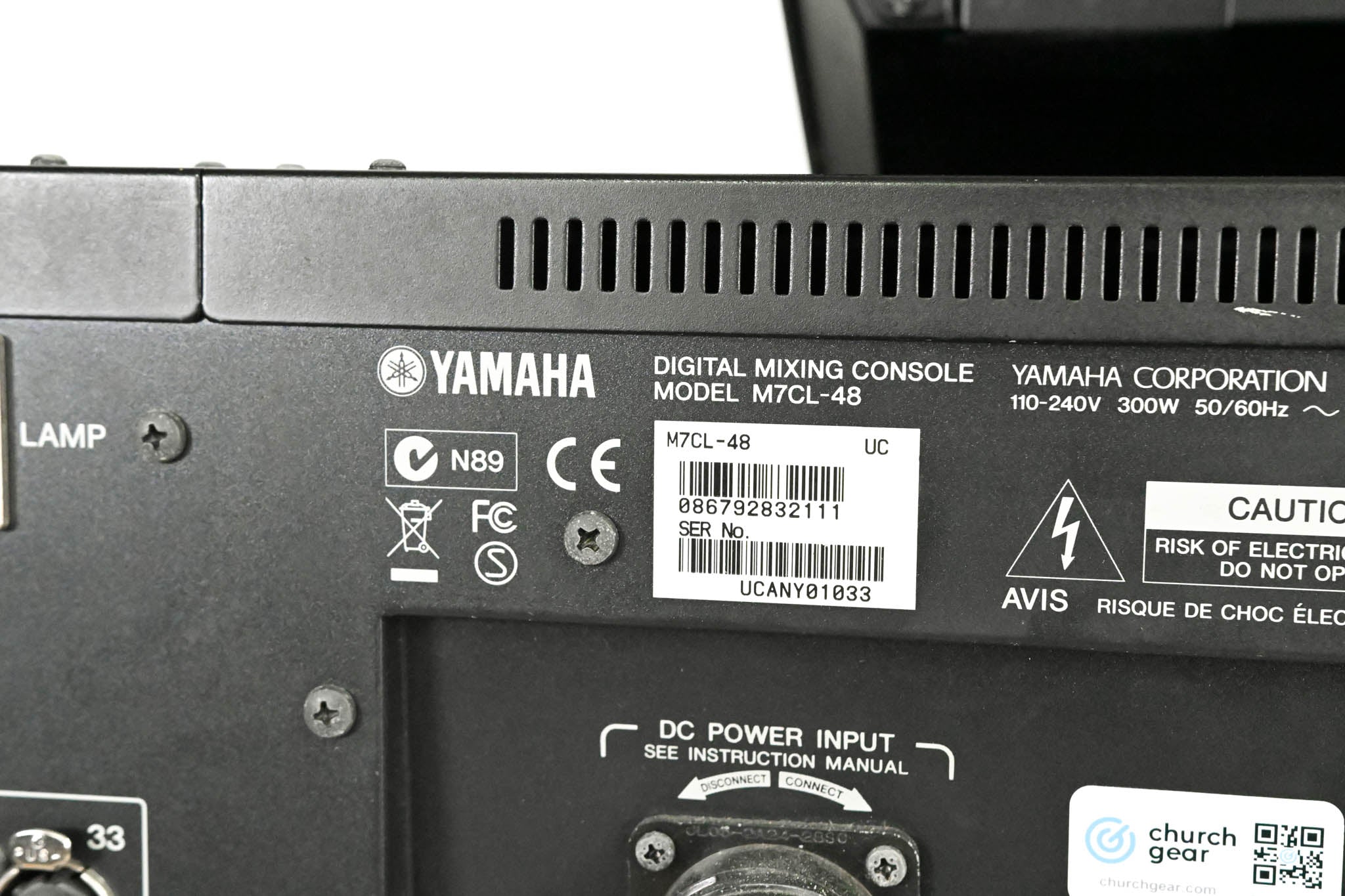 Yamaha M7CL-48 48-Channel Digital Audio Mixing Console