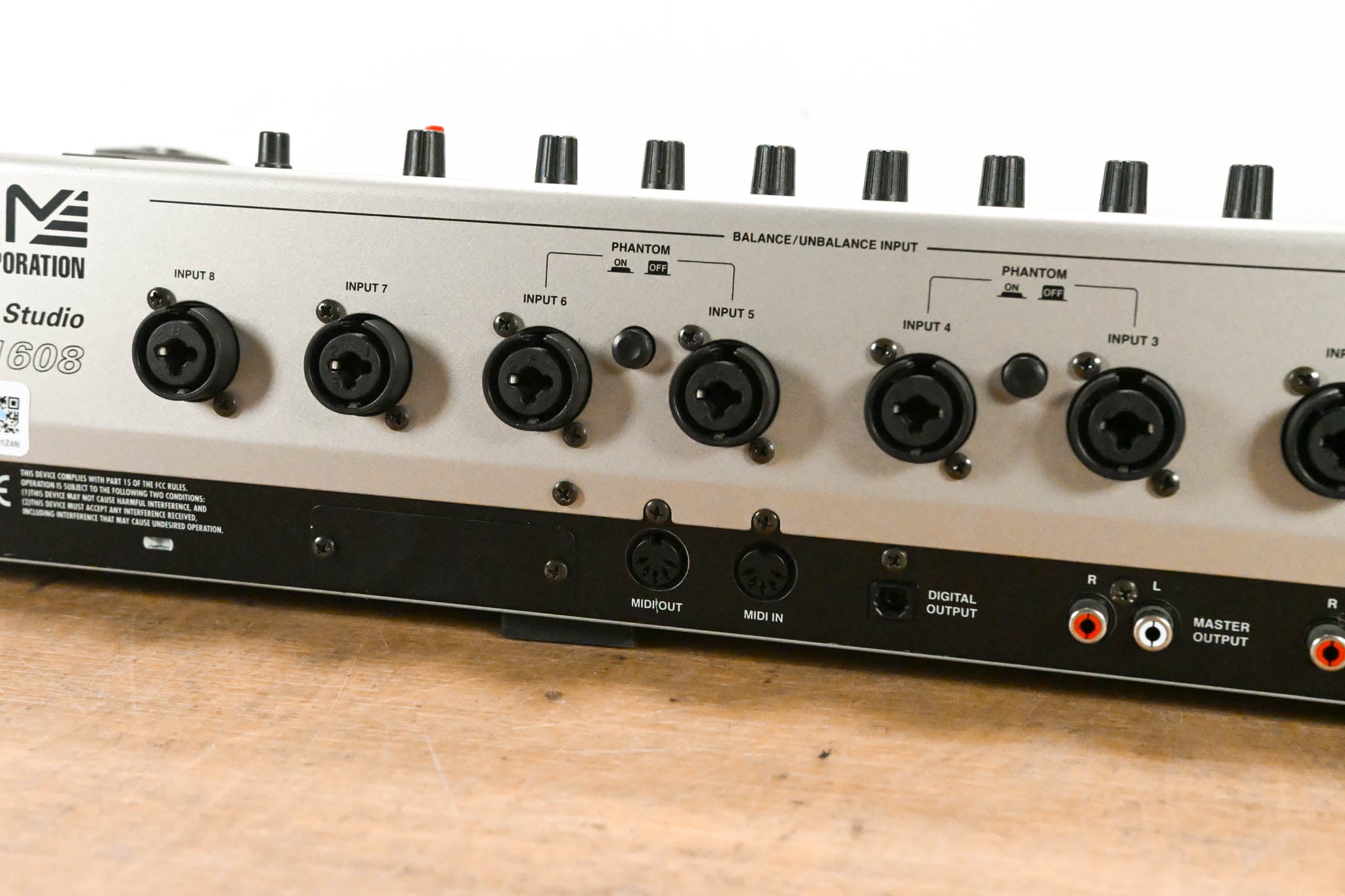 Zoom MRS-1608 16-Track Digital Multitracker (NO POWER SUPPLY)