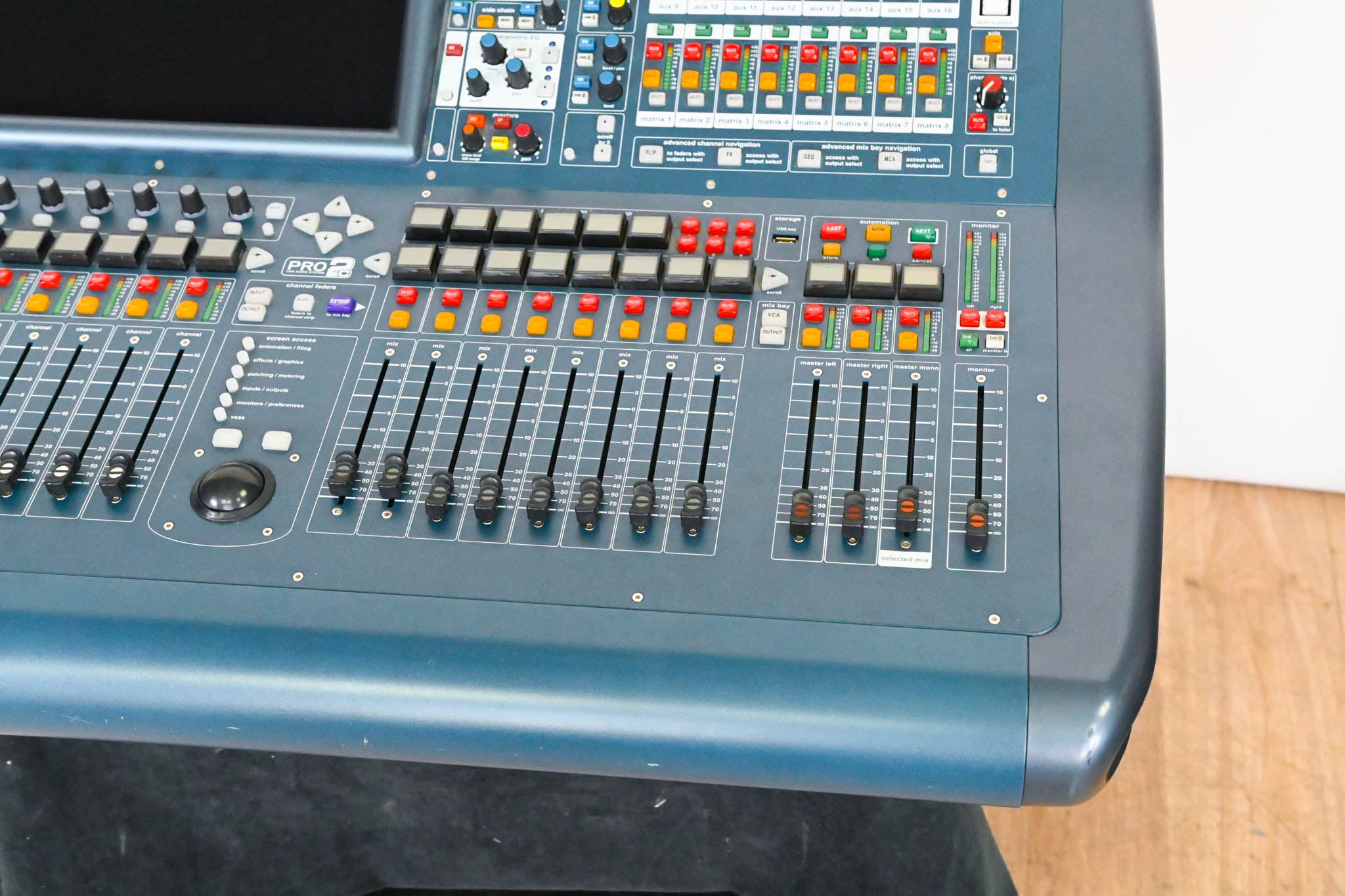 Midas PRO2C Live Digital Audio Mixing Console
