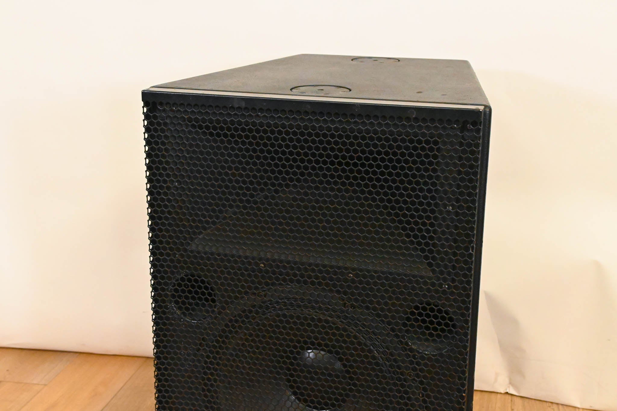 Meyer Sound CQ-2 Narrow Coverage Main Loudspeaker