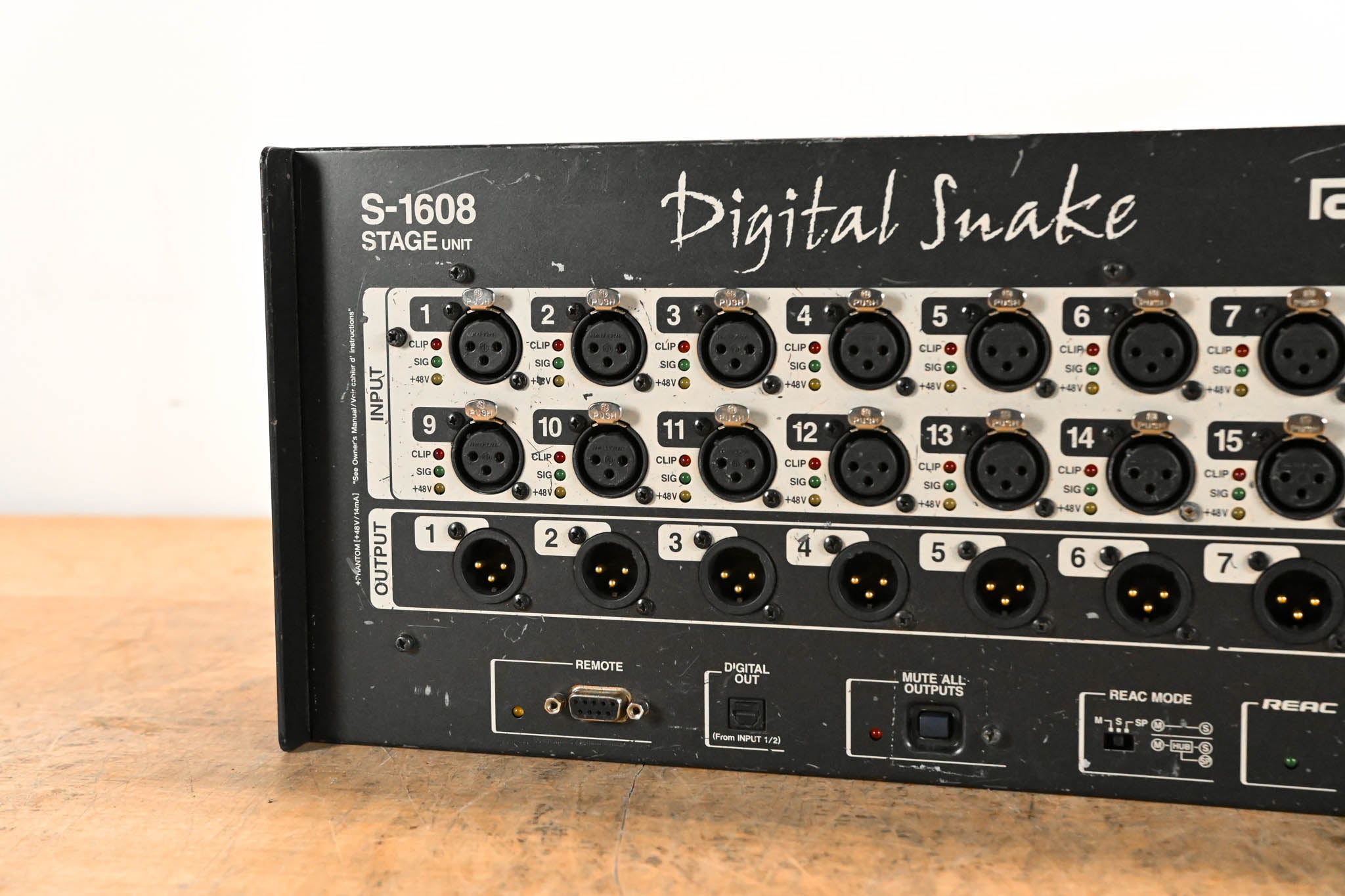 Roland S-1608 16 x 8 Stage Unit