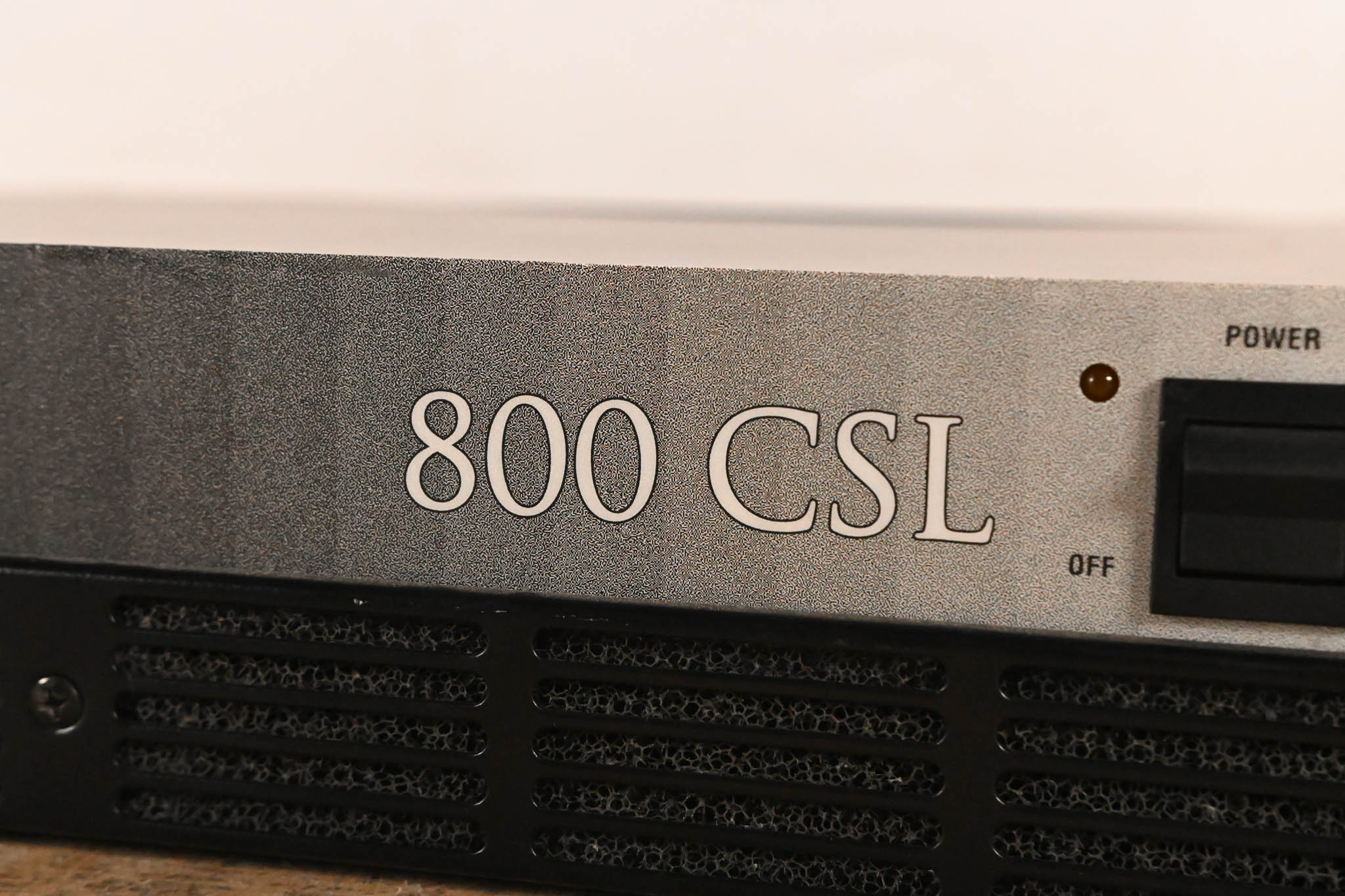 Crown 800 CSL 2-Channel Power Amplifier