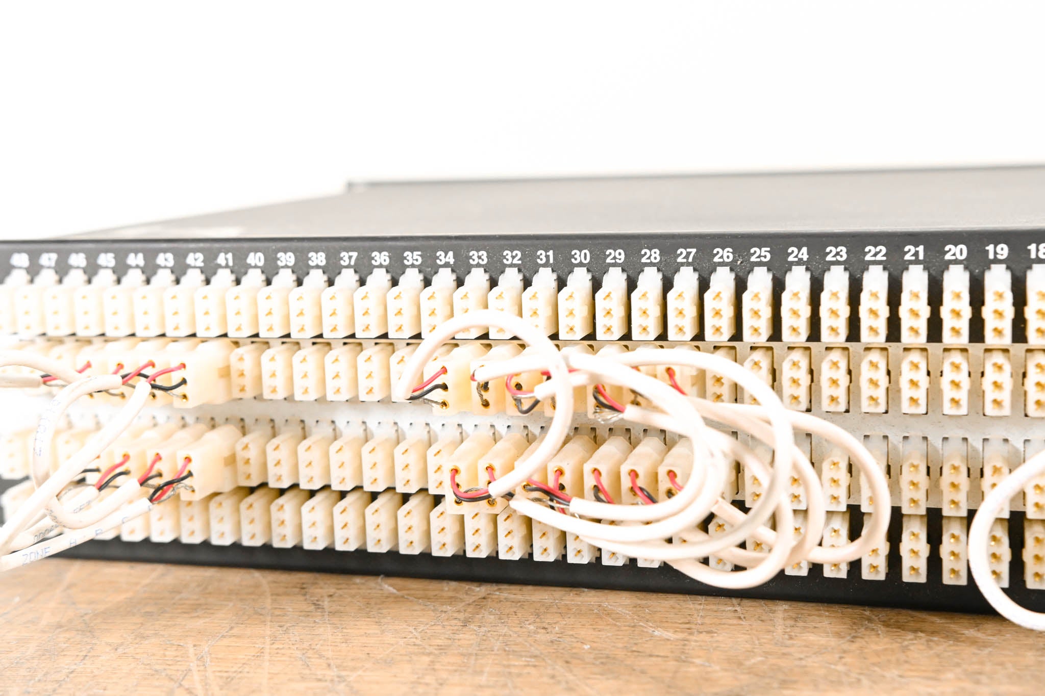 Bittree B96DC-FNOST/E3 M2OU12B 2x48 2RU TT Patchbay