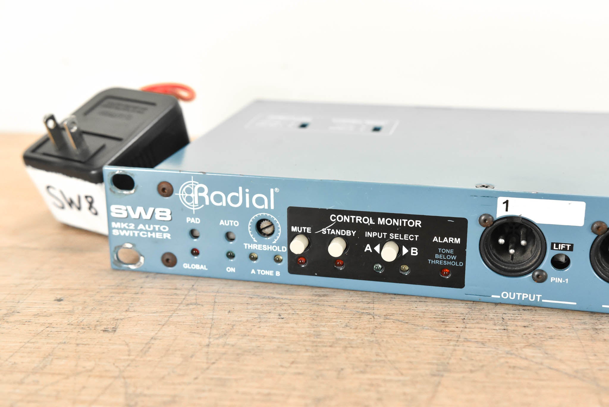 Radial SW8 MK2 8-Channel Line Level Auto-Switcher