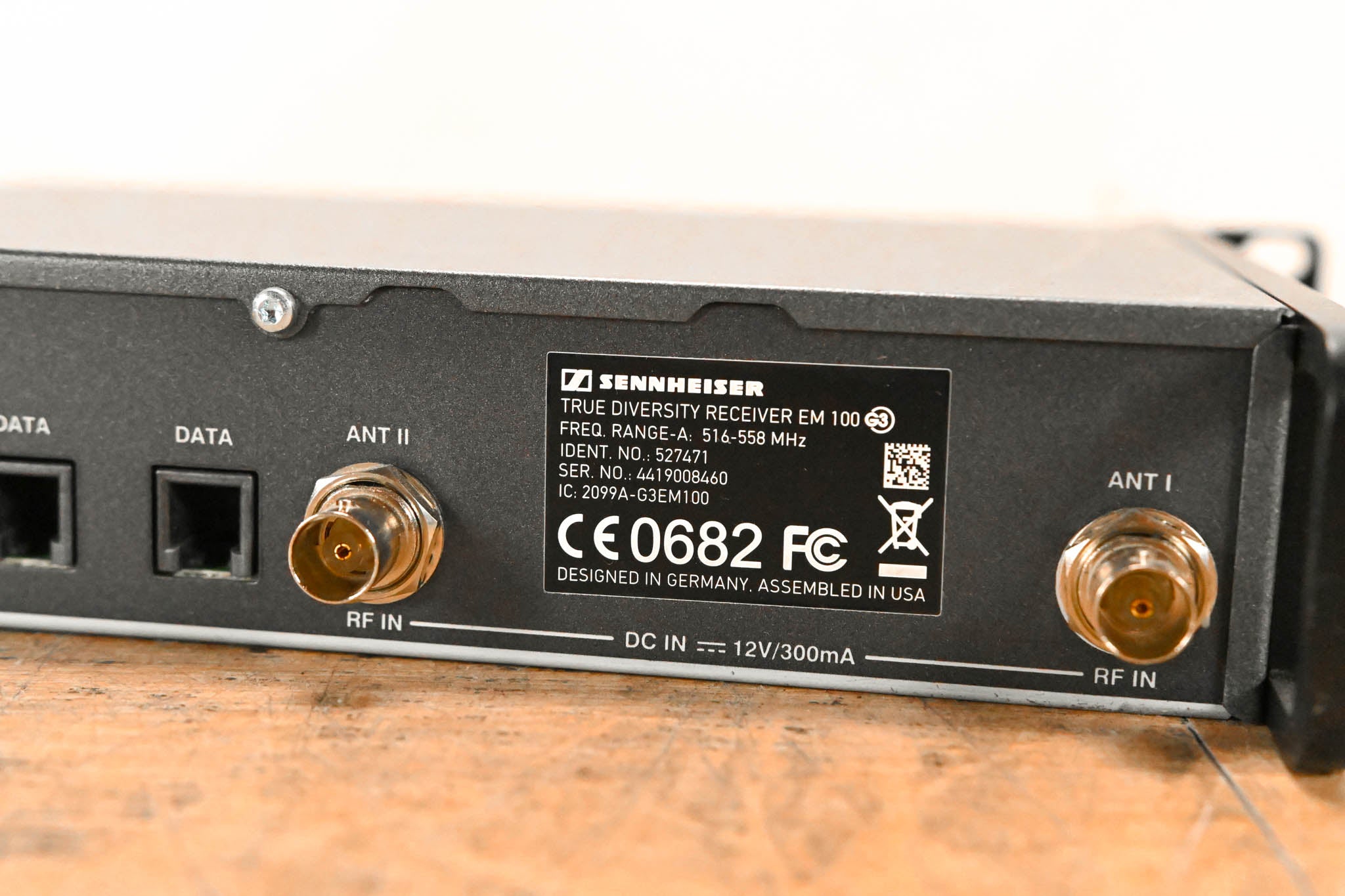 Sennheiser EM 100 G3 Wireless Receiver - A Range: 516-558 MHz