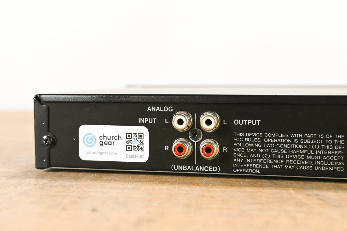 TASCAM SS-R100 Solid State Digital Audio Recorder