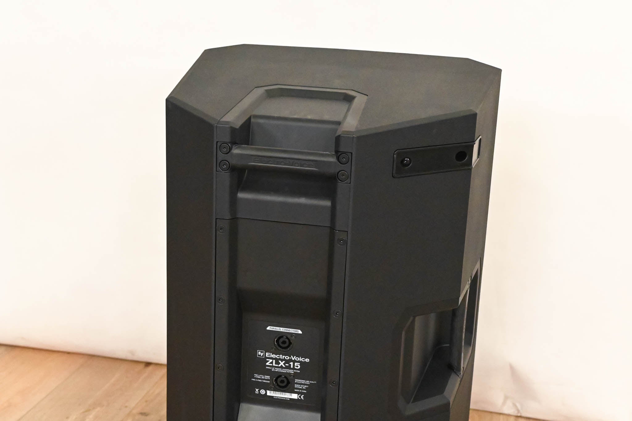 Electro-Voice (EV) ZLX115P 15" 2-Way Passive Loudspeaker