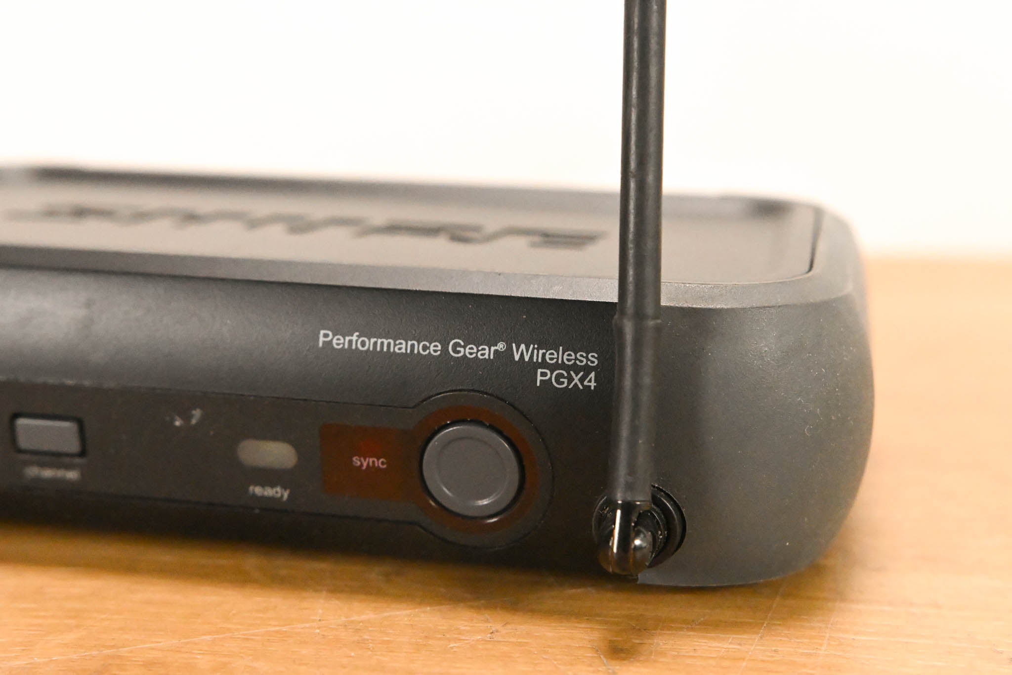Shure PGX14 Wireless Beltpack System J6 Band - 572-590 MHz (NO PSU)