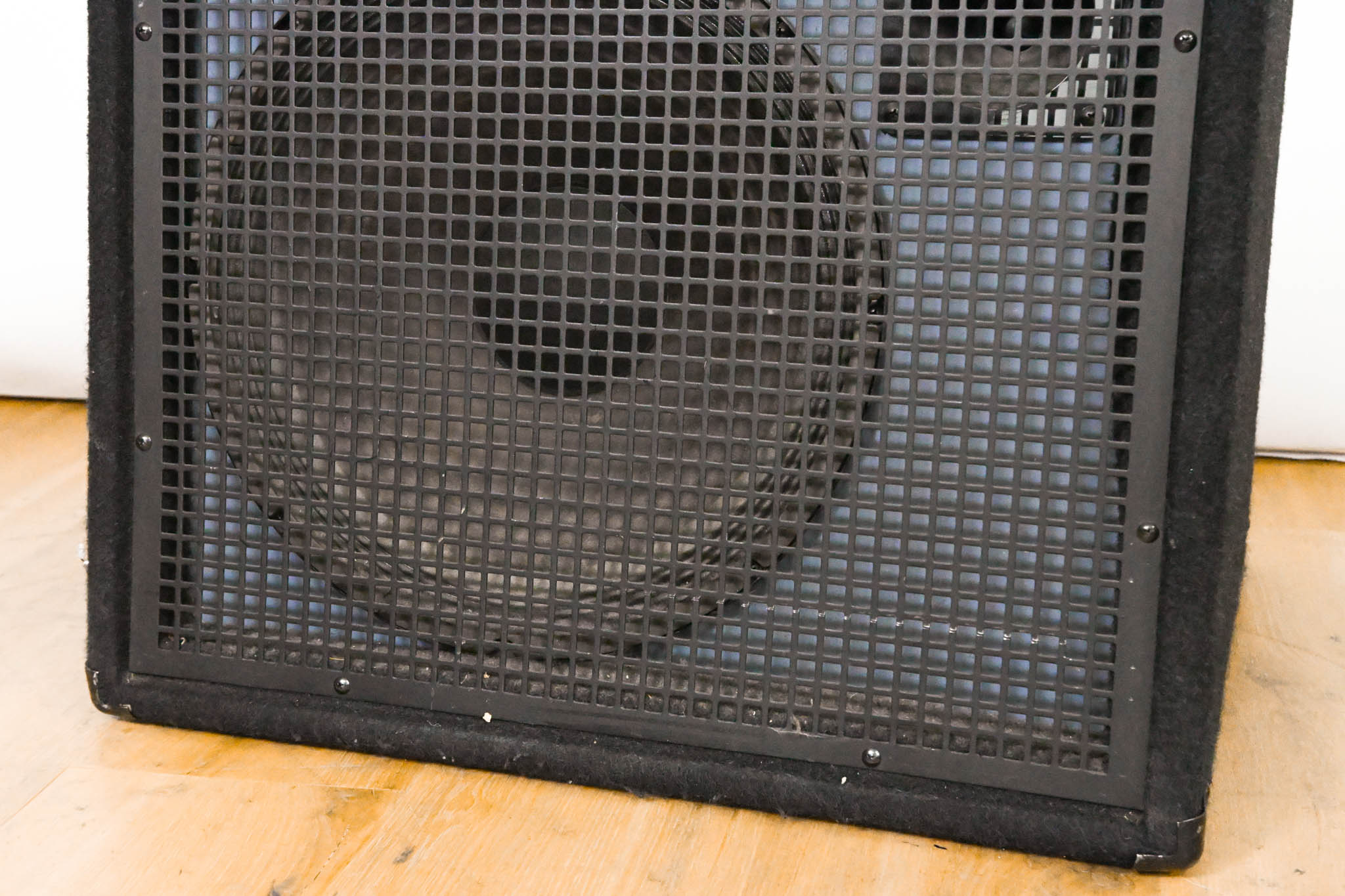 Roland KC-500 4-Channel 150W 1x15" Keyboard Combo Amplifier